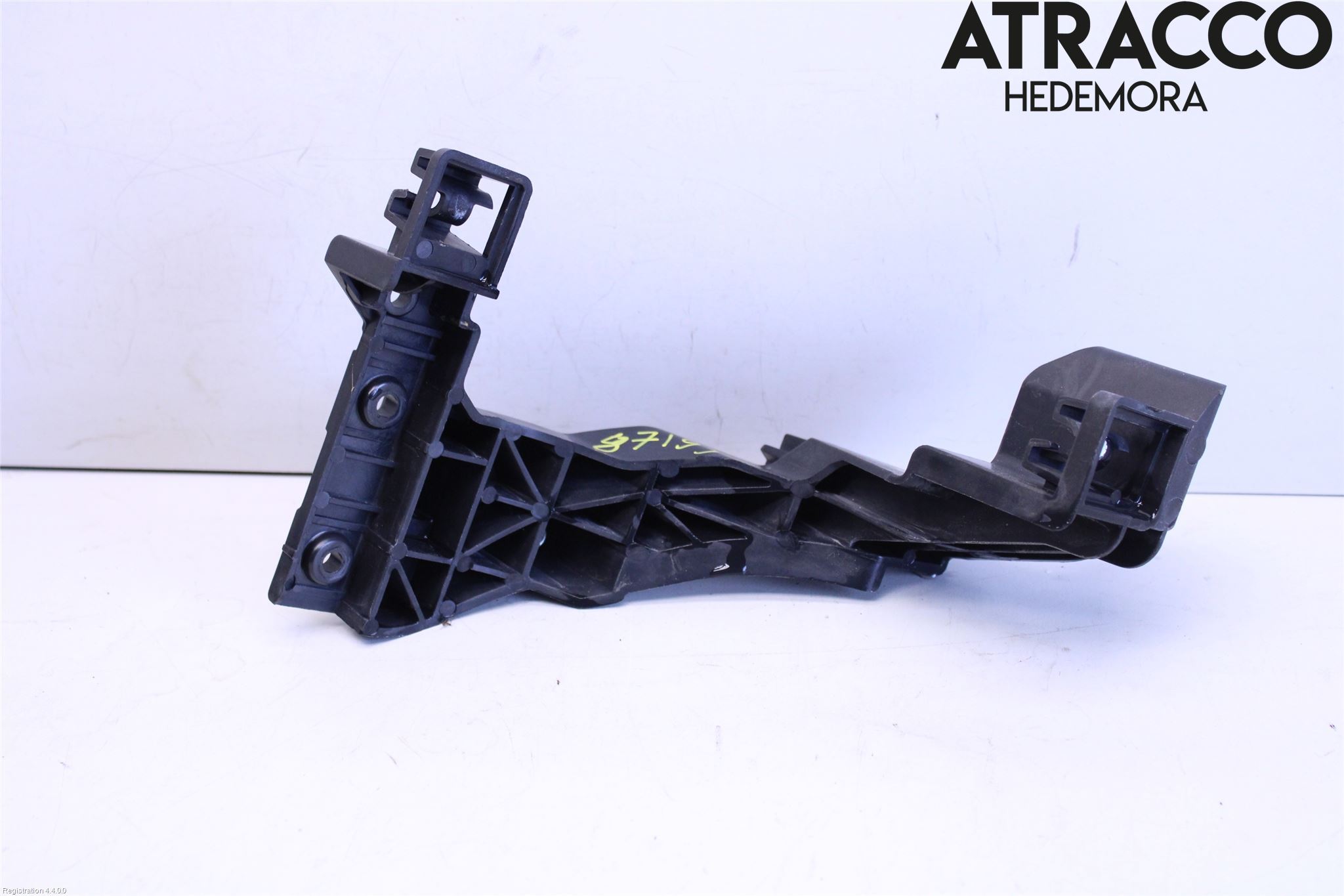 Kia CEED 12-18 Strålkast Fästsarg