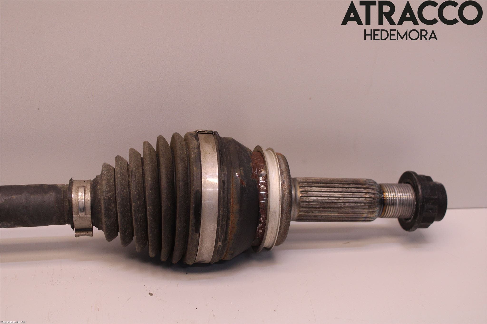 Toyota RAV4 19- Drivaxel Bak Höger