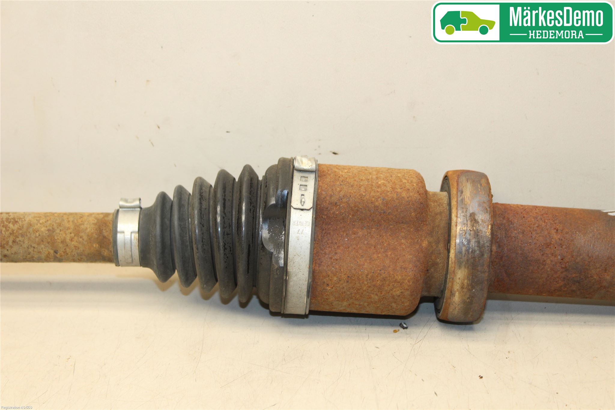 Ford FIESTA 13-17 Drivaxel Fram Höger