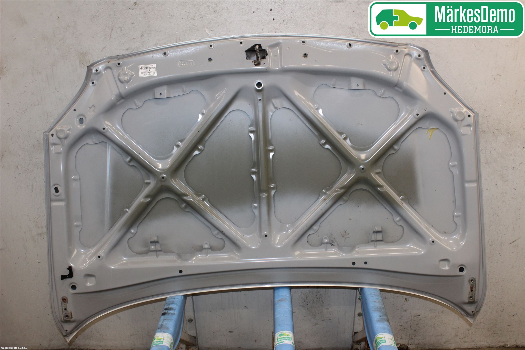 Toyota AVENSIS 03-06 Huv Fram