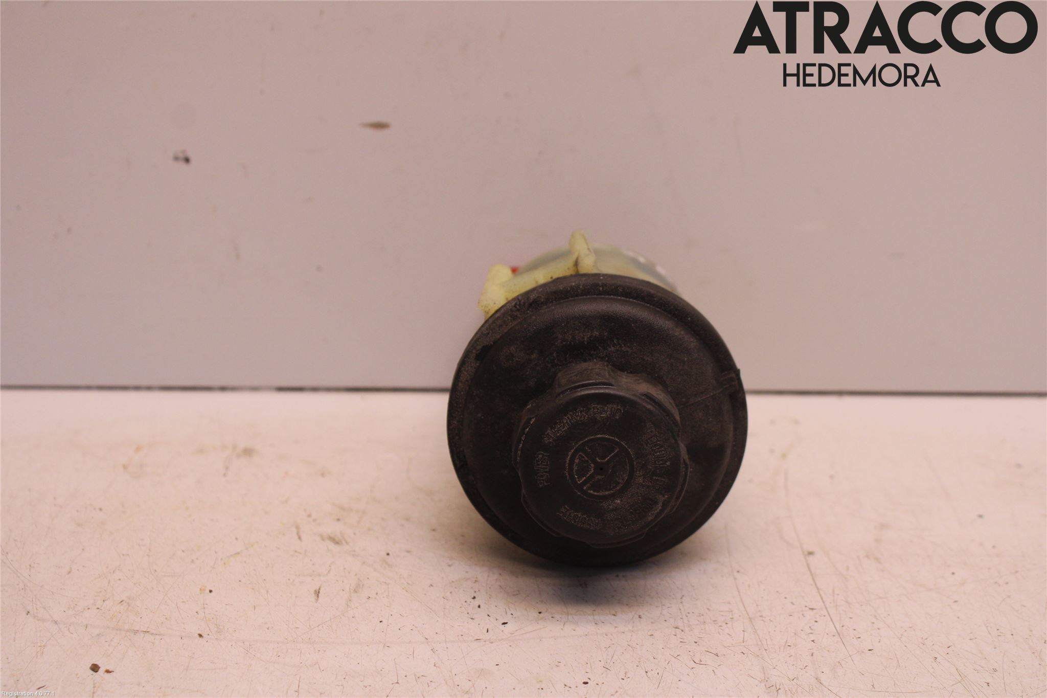 Volvo V70 08-13 Styrservooljebehållare