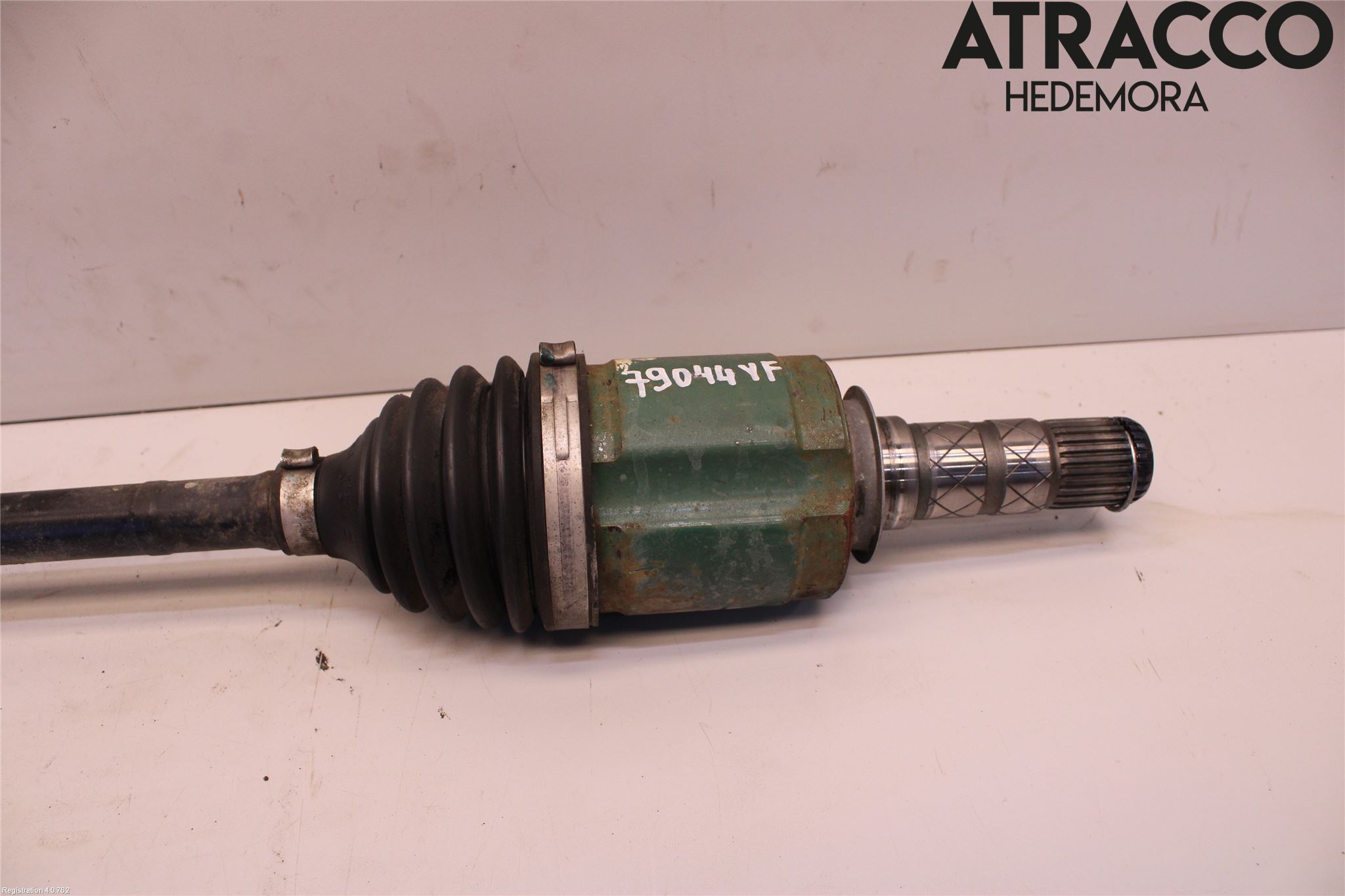 Subaru OUTBACK 10-15 Drivaxel Fram Vänster