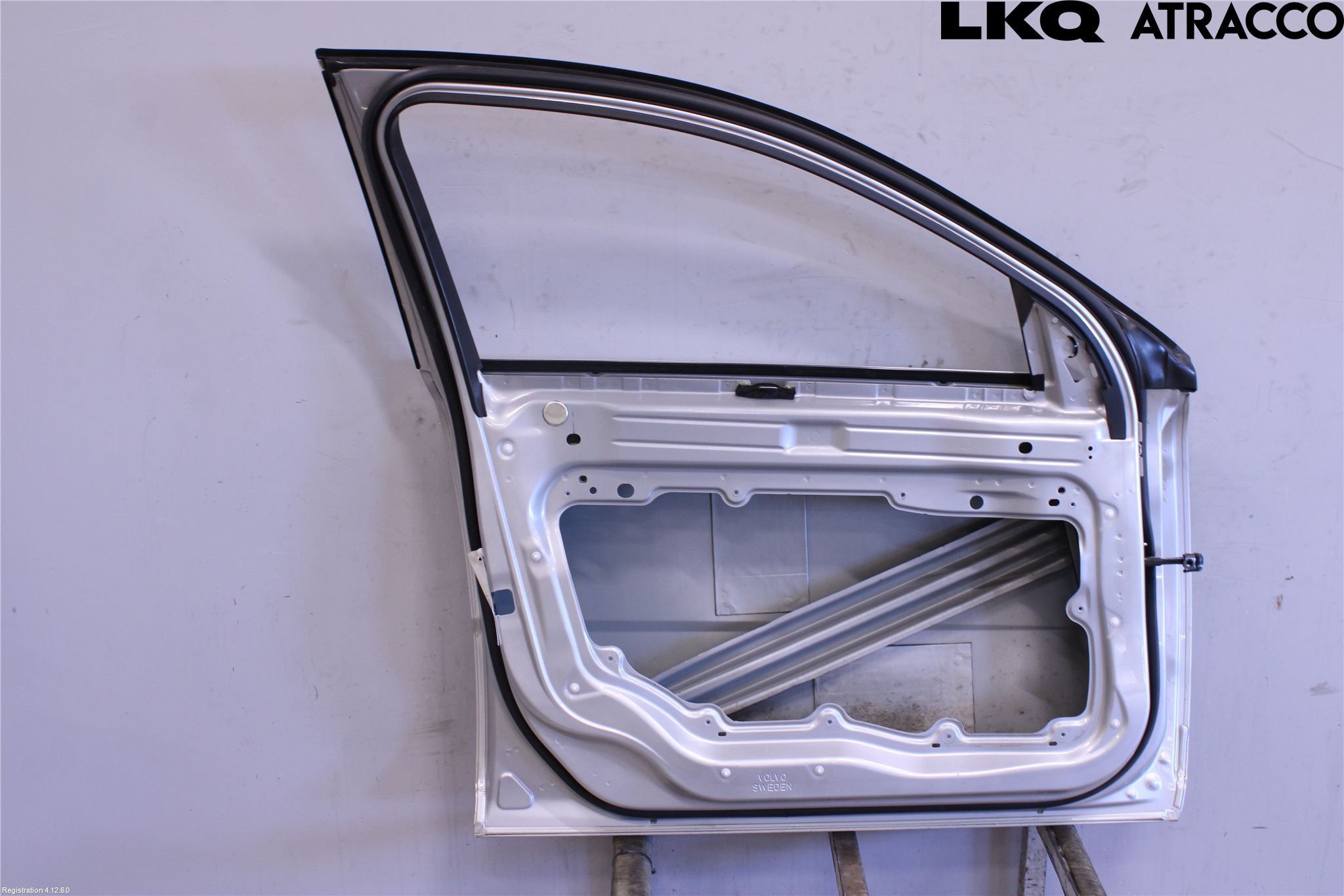 Volvo V70 08-13 Dörr Fram Vänster