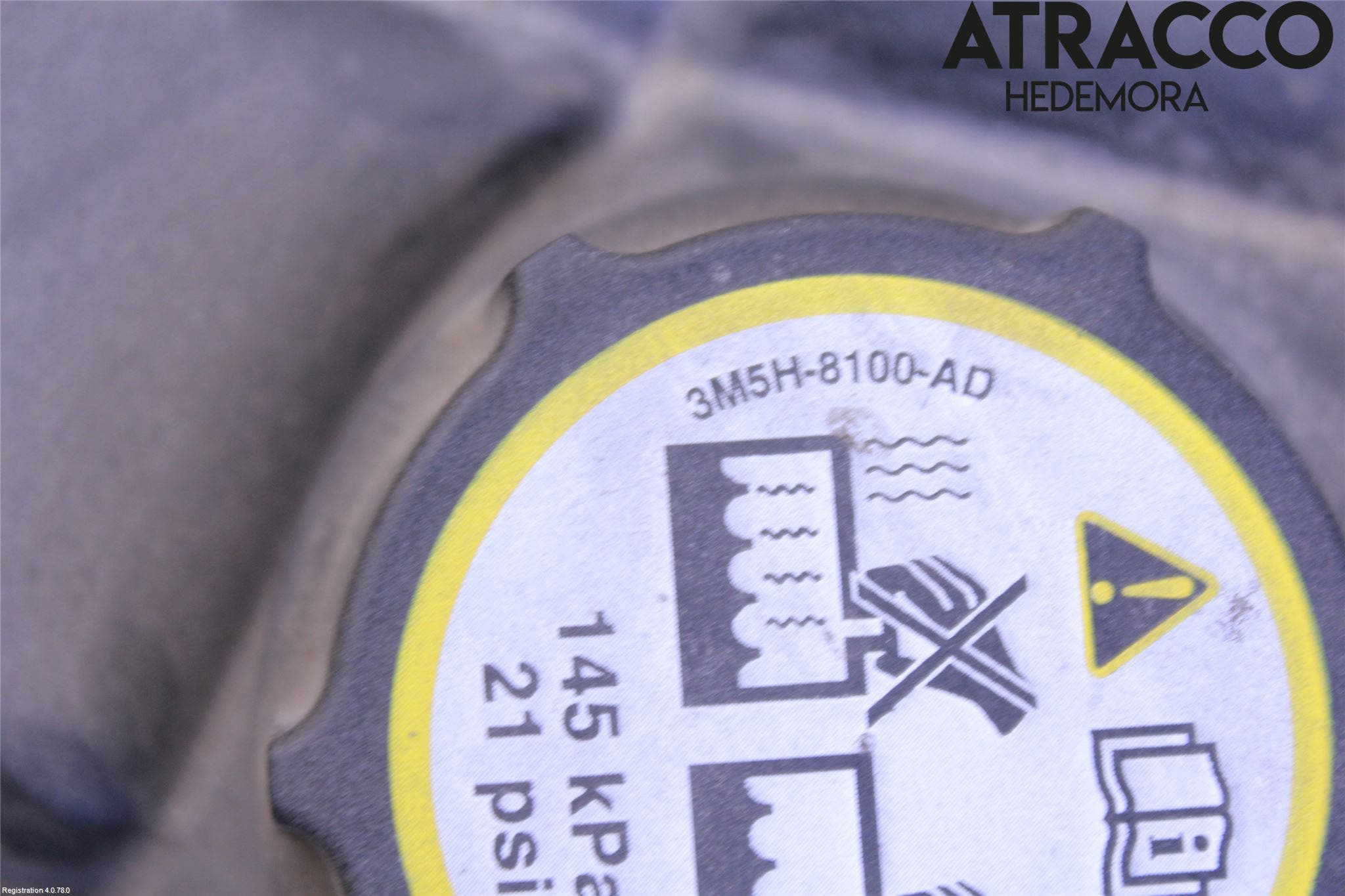 Volvo V70 14-16 Expansionstank