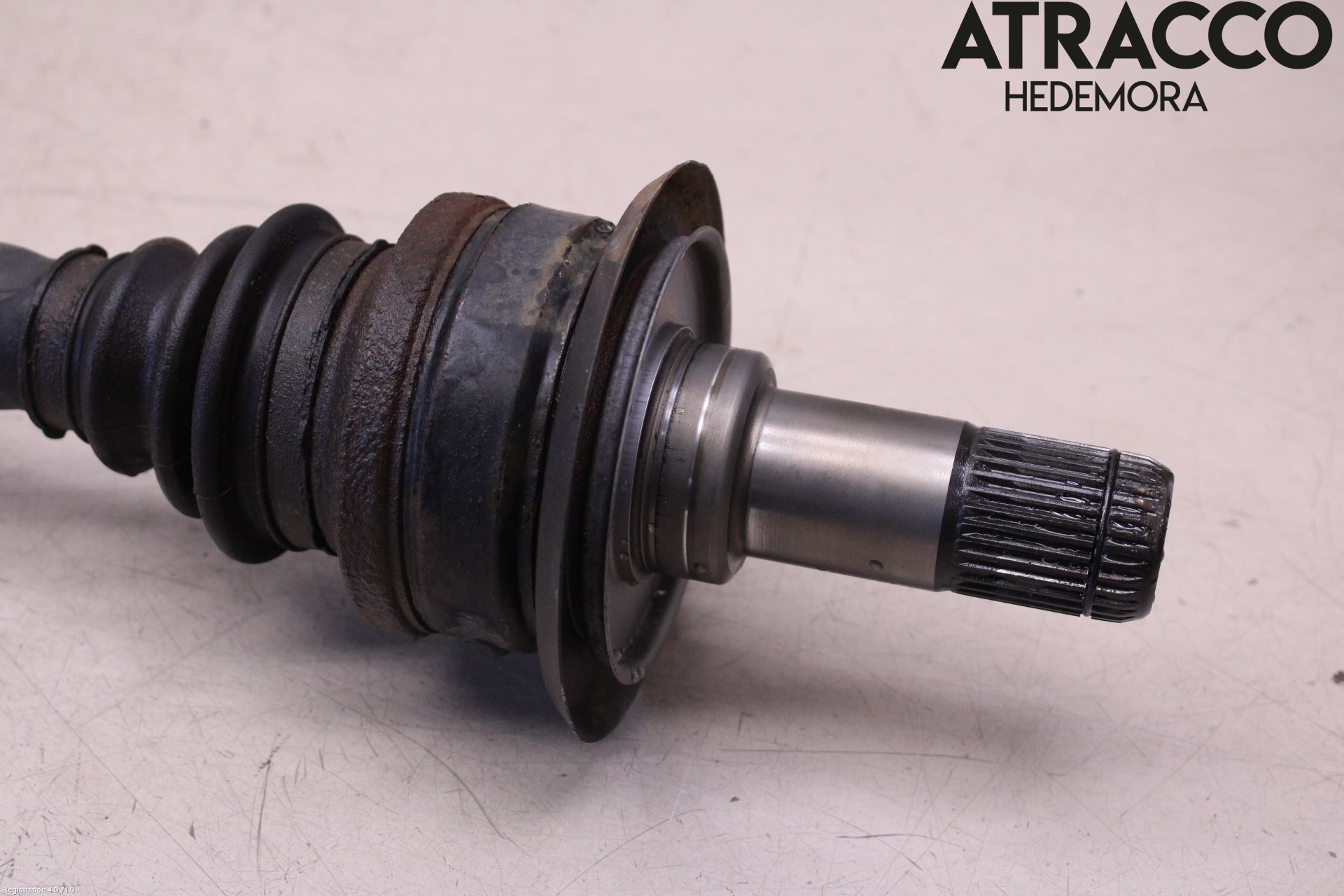 BMW 7 F01/02/03/04 09-15 Drivaxel Bak Höger