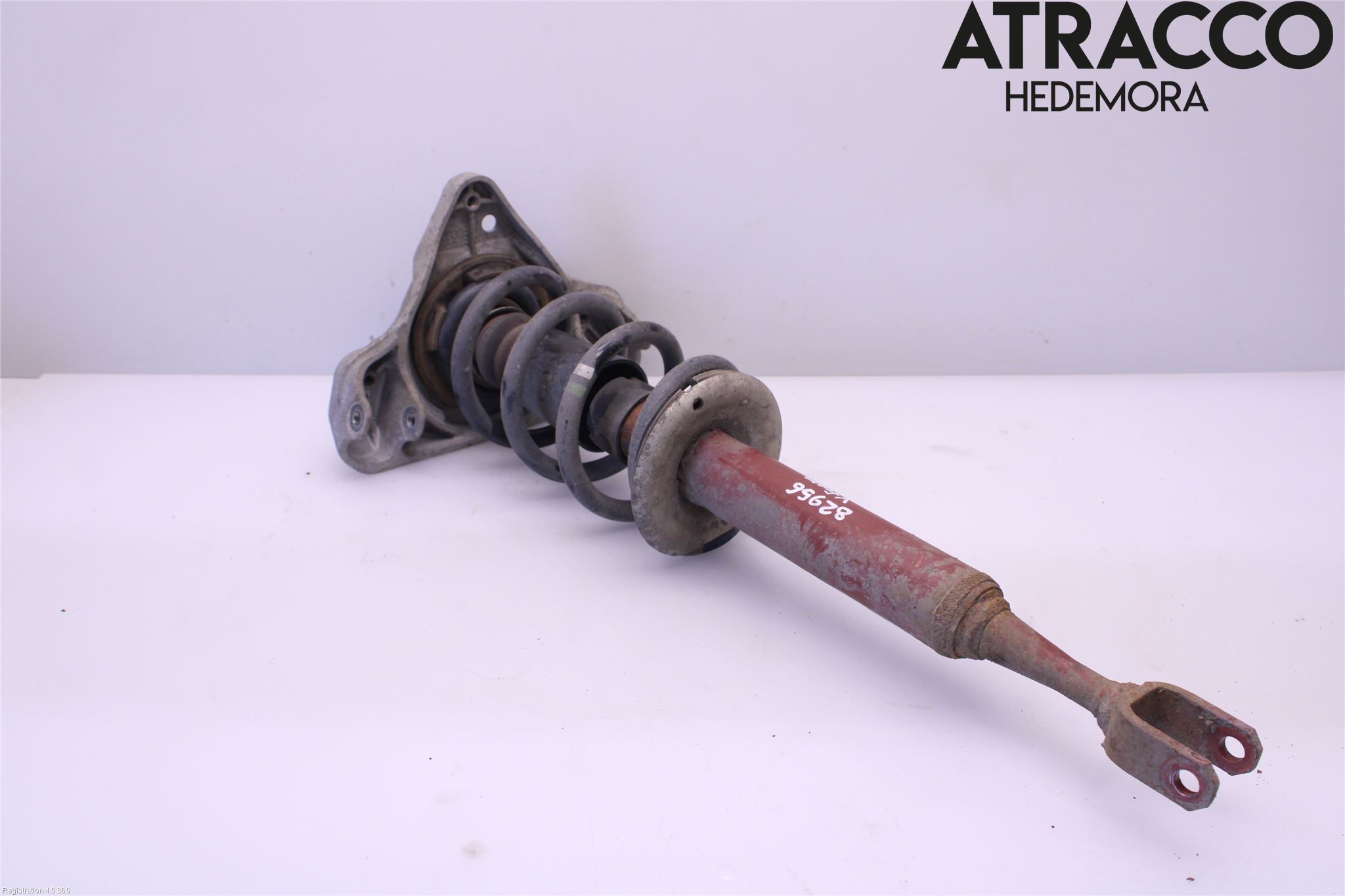 Audi A4/S4 05-07 Fjäderben Fram Vänster