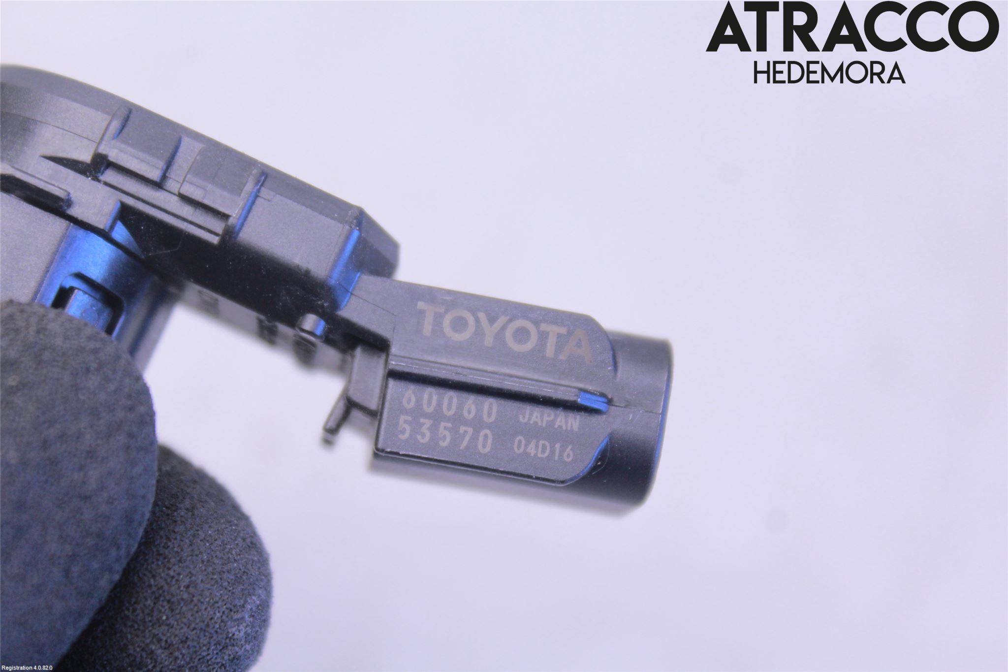 Toyota RAV4 19- Parkeringshjälp Frontsensor