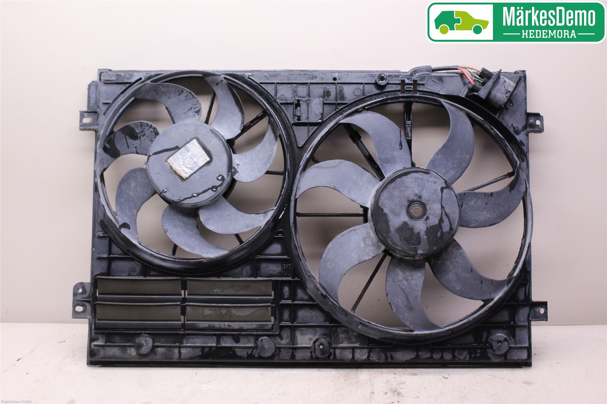 Volkswagen VW CADDY 11-15 Kylfläkt El