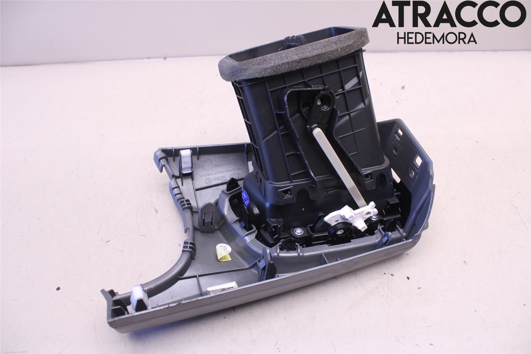 Kia RIO 17- Defrosterkanal-Munstycke