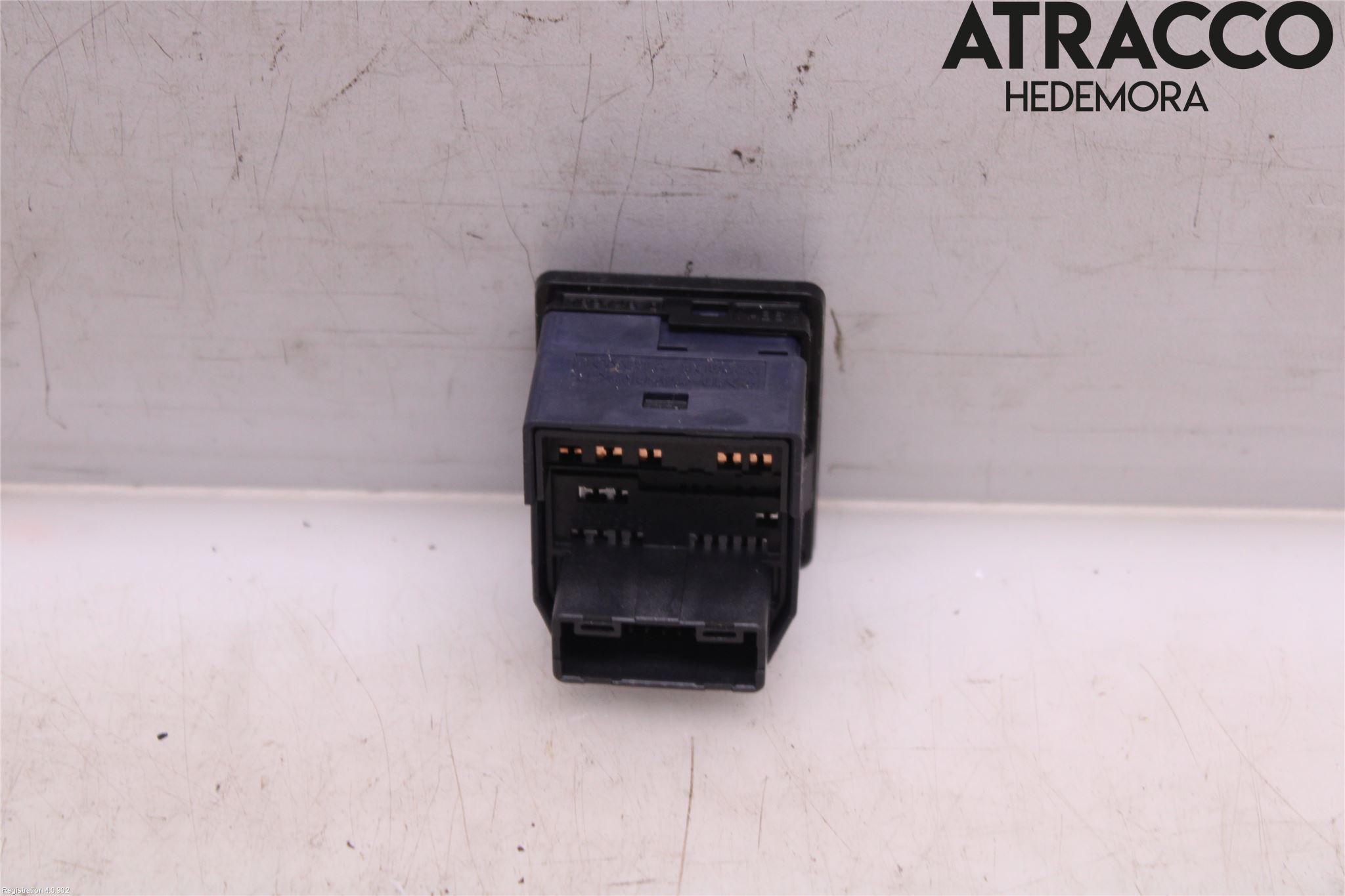 Toyota AURIS 13-19 Strömställare Spegel