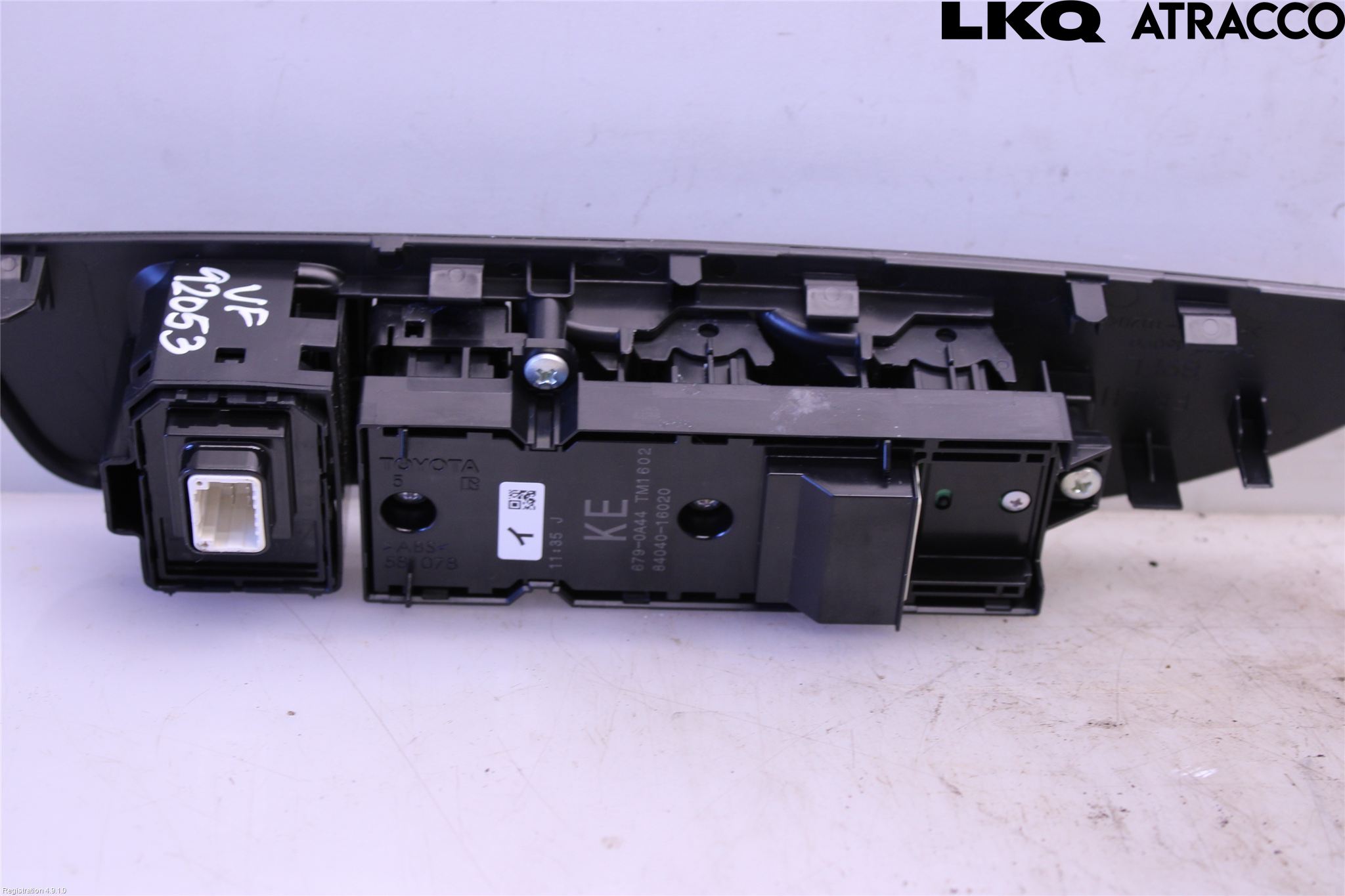 Toyota COROLLA CROSS XG10 22- Strömställare Elhiss