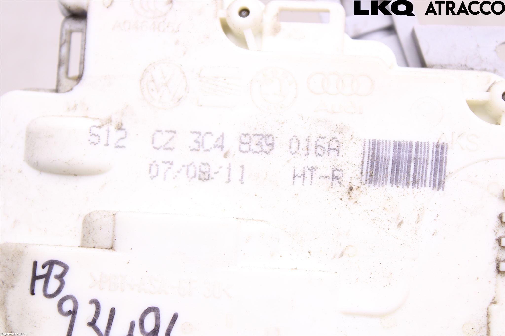 Volkswagen VW PASSAT 11-14 Låskista-Dörrlås