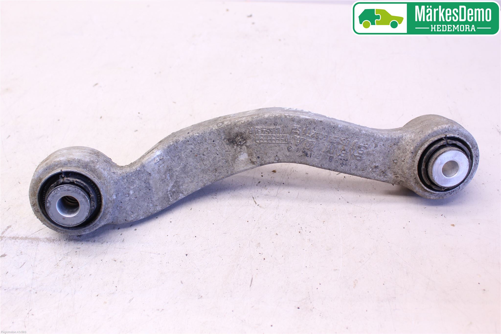 BMW 5 F10/F11/F18 09-17 Bärarm Bak Övre Höger