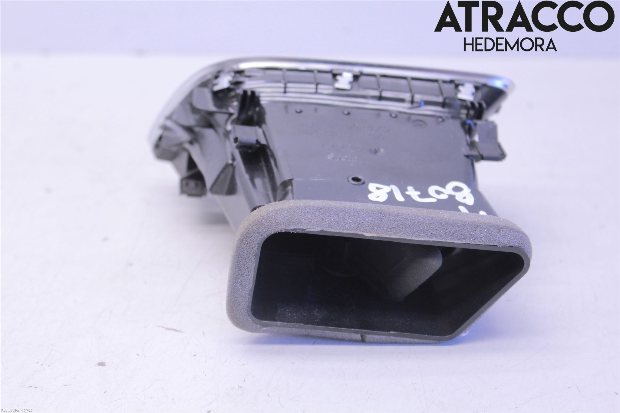 Audi Q3 8U 12-18 Defrosterkanal-Munstycke