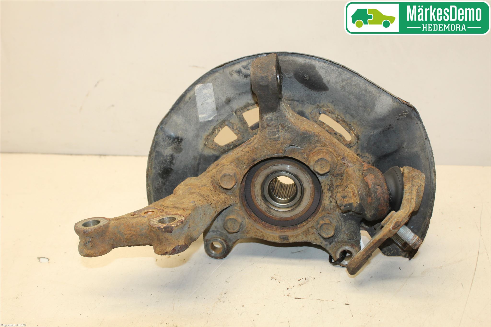 Toyota VERSO 09-18 Styrspindel Lagerhus Hö