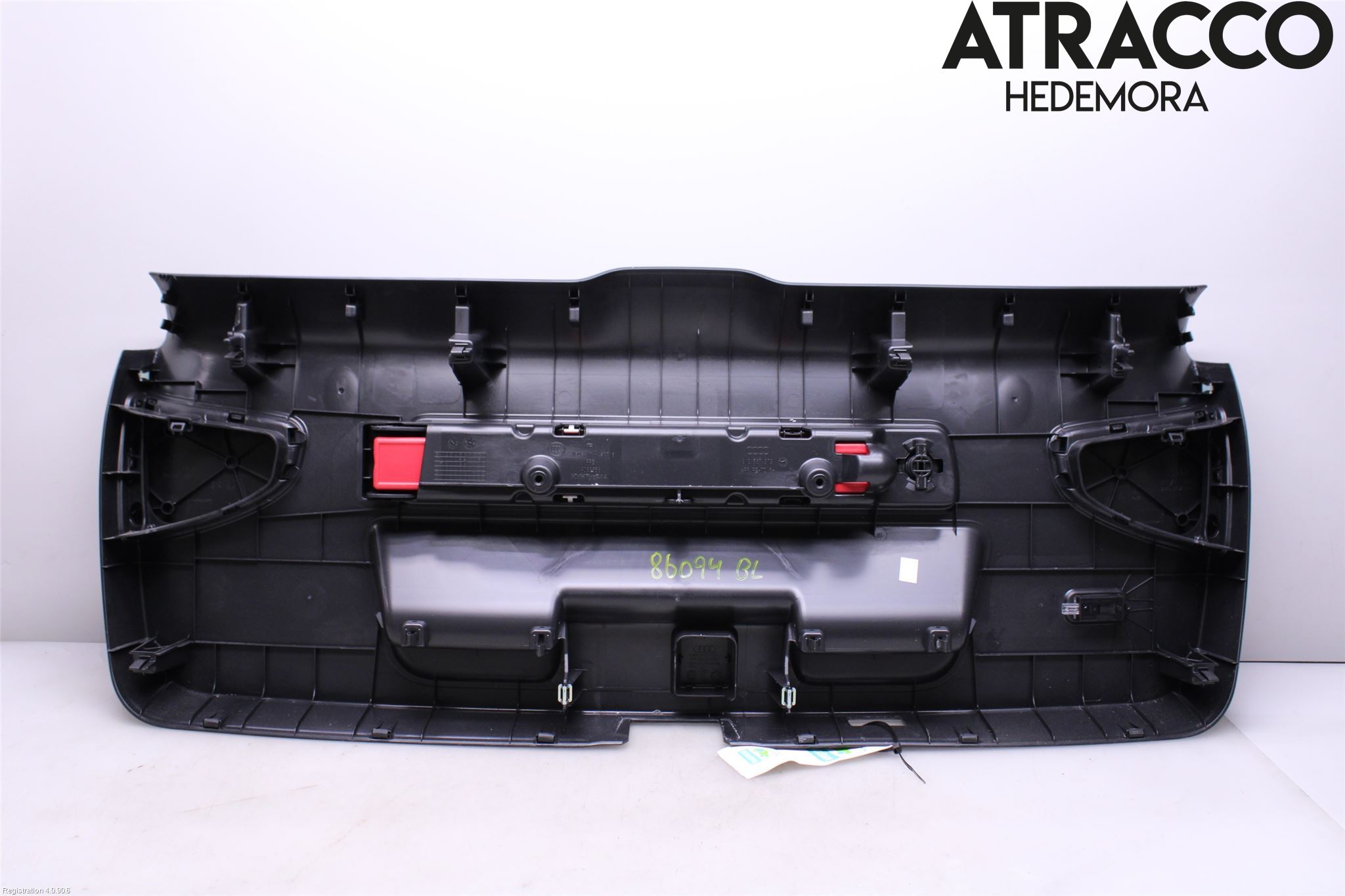 Audi A4 ALLROAD 17- Inredning Bakluckeklädsel