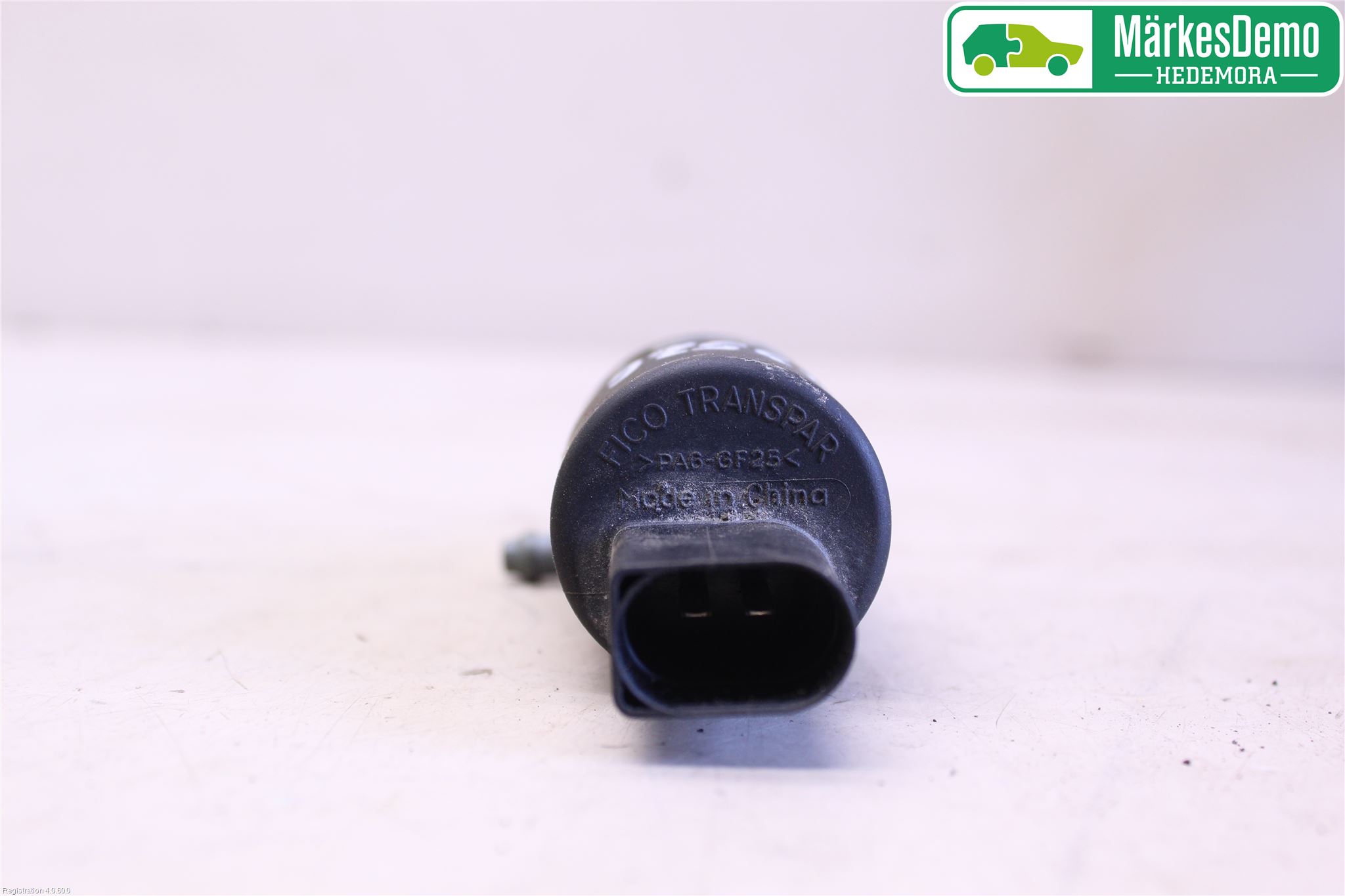 Nissan QASHQAI 10-14 Spolarpump Baklucka