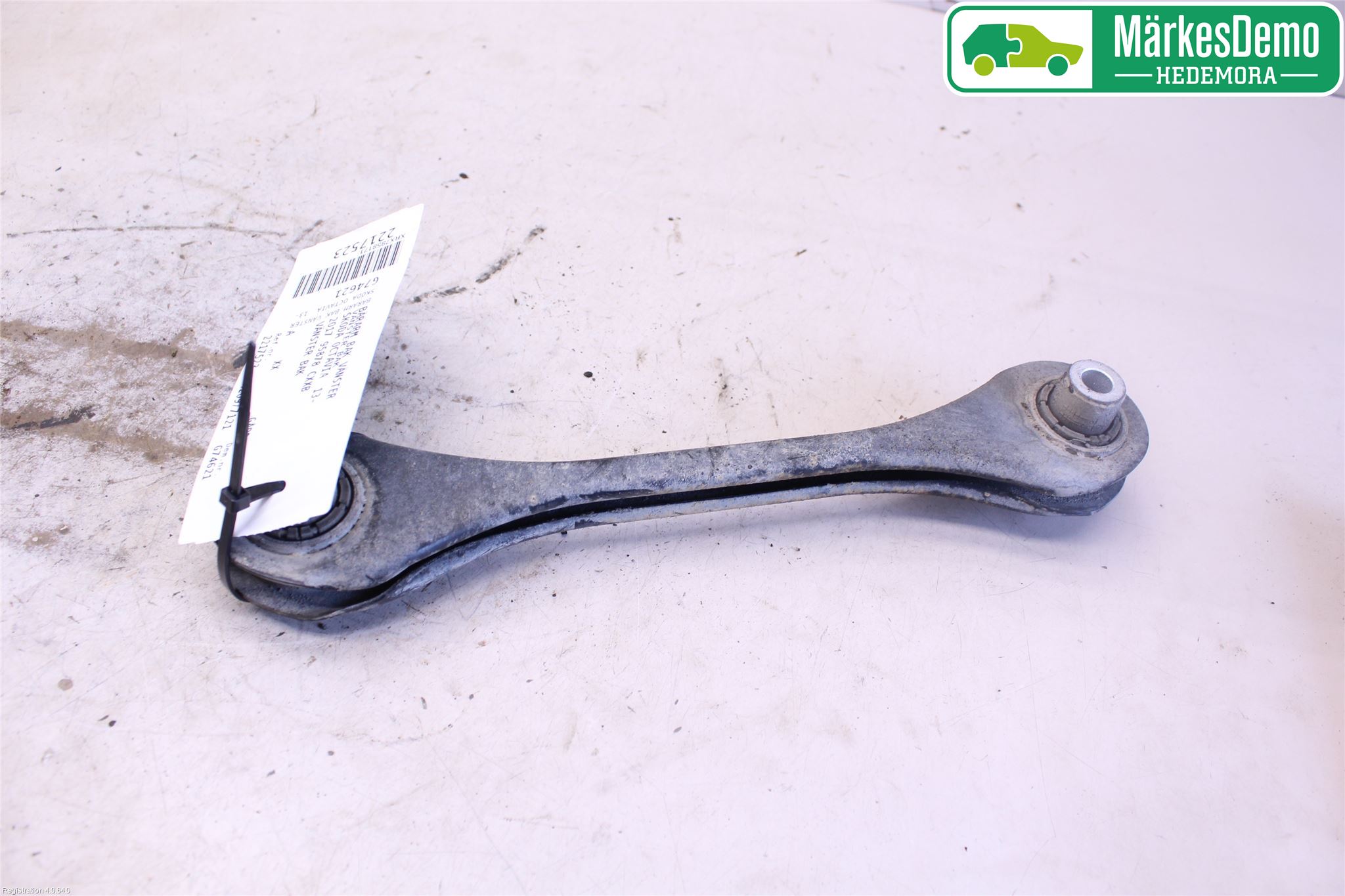 Skoda OCTAVIA (5E) 13-20 Bärarm Bak Vänster