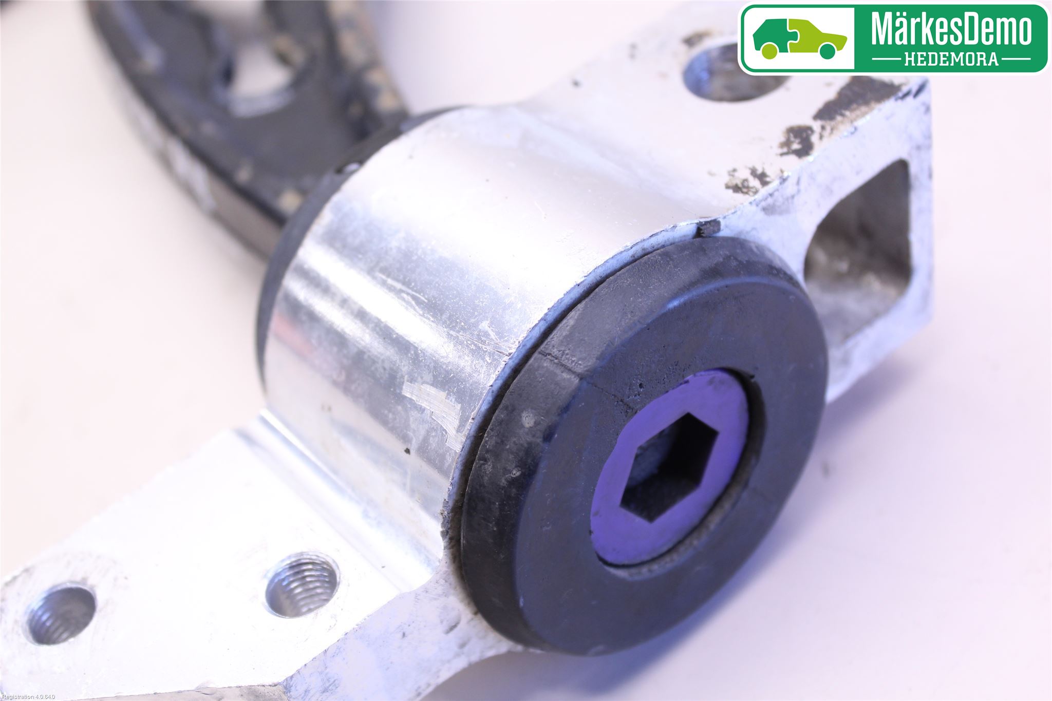 Seat LEON 06-12 Bärarm Fram Undre Hö