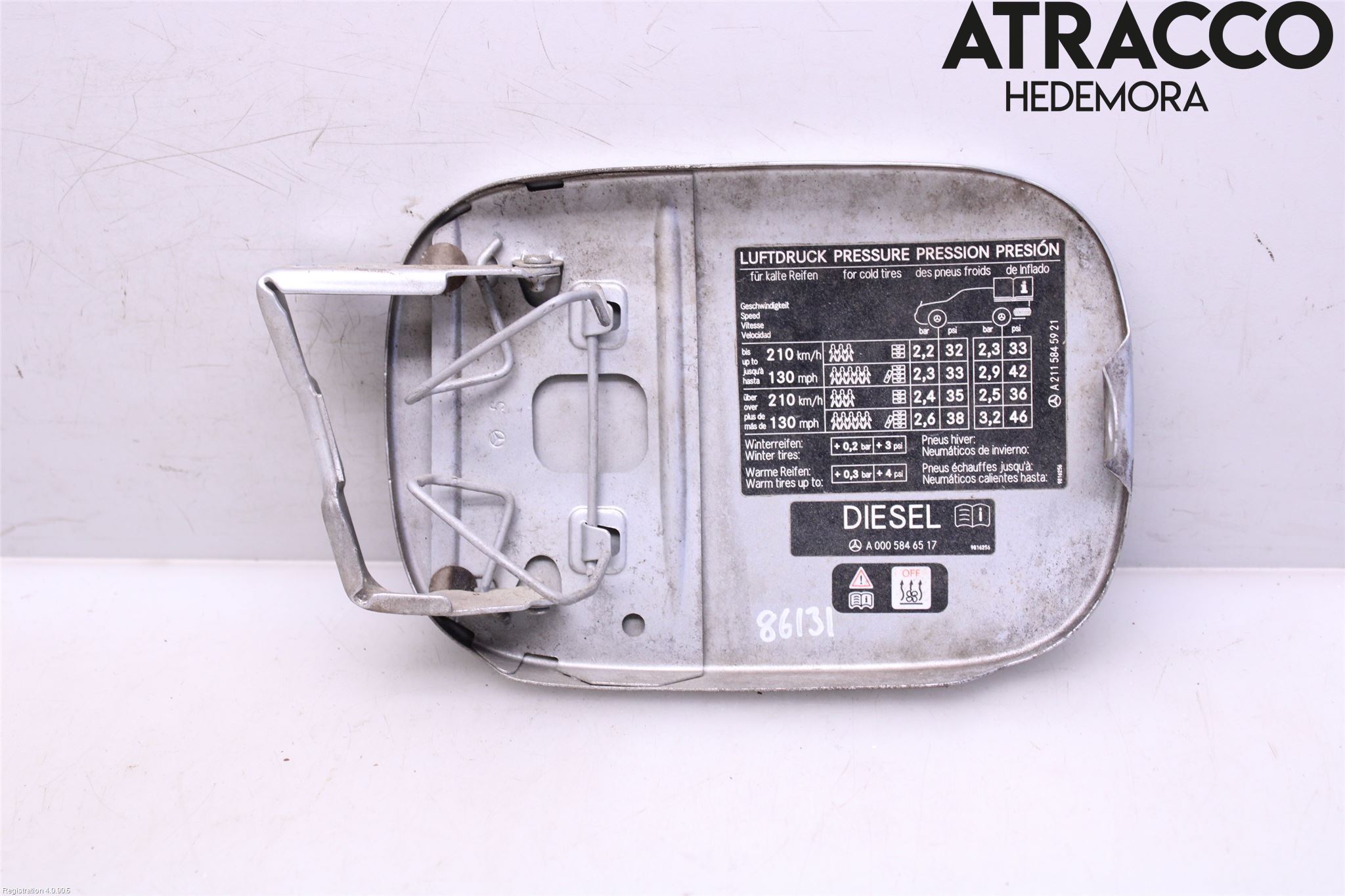 Mercedes-Benz MB E-KLASS (W211) 02-09 Tanklucka