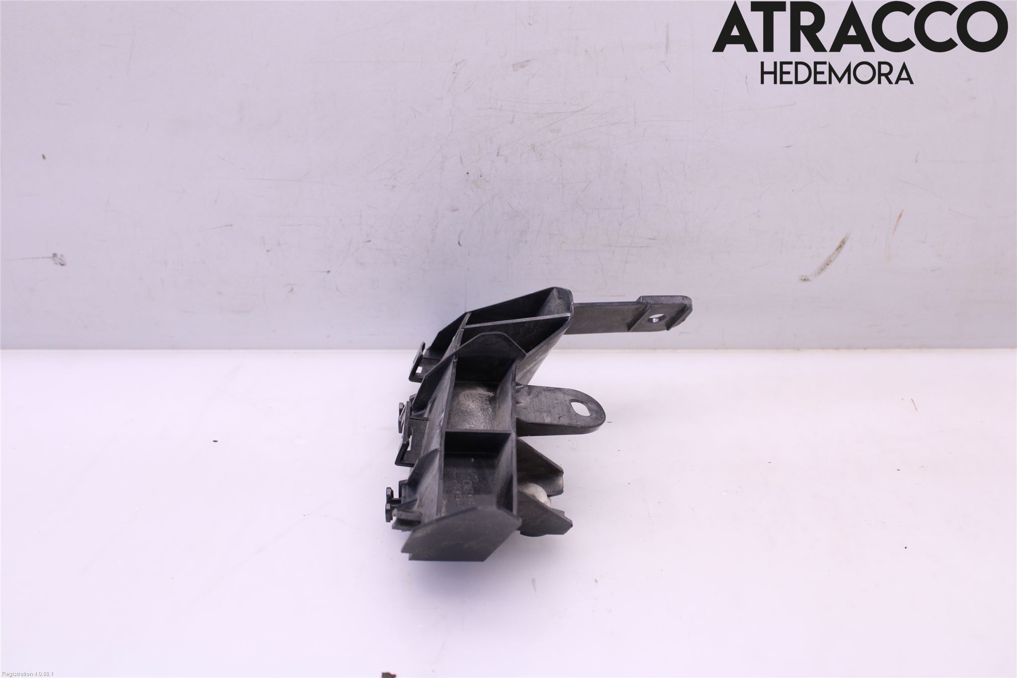 Lexus IS 250/350 14-20 Stötfångarfäste Bak Hö