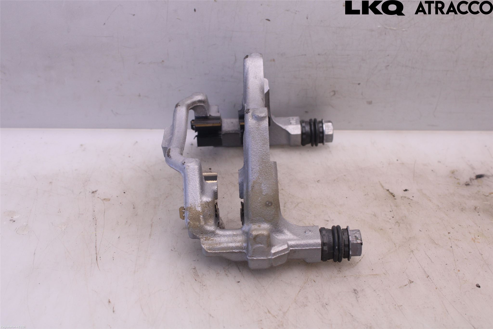 Toyota COROLLA 19- Bromsokshållare