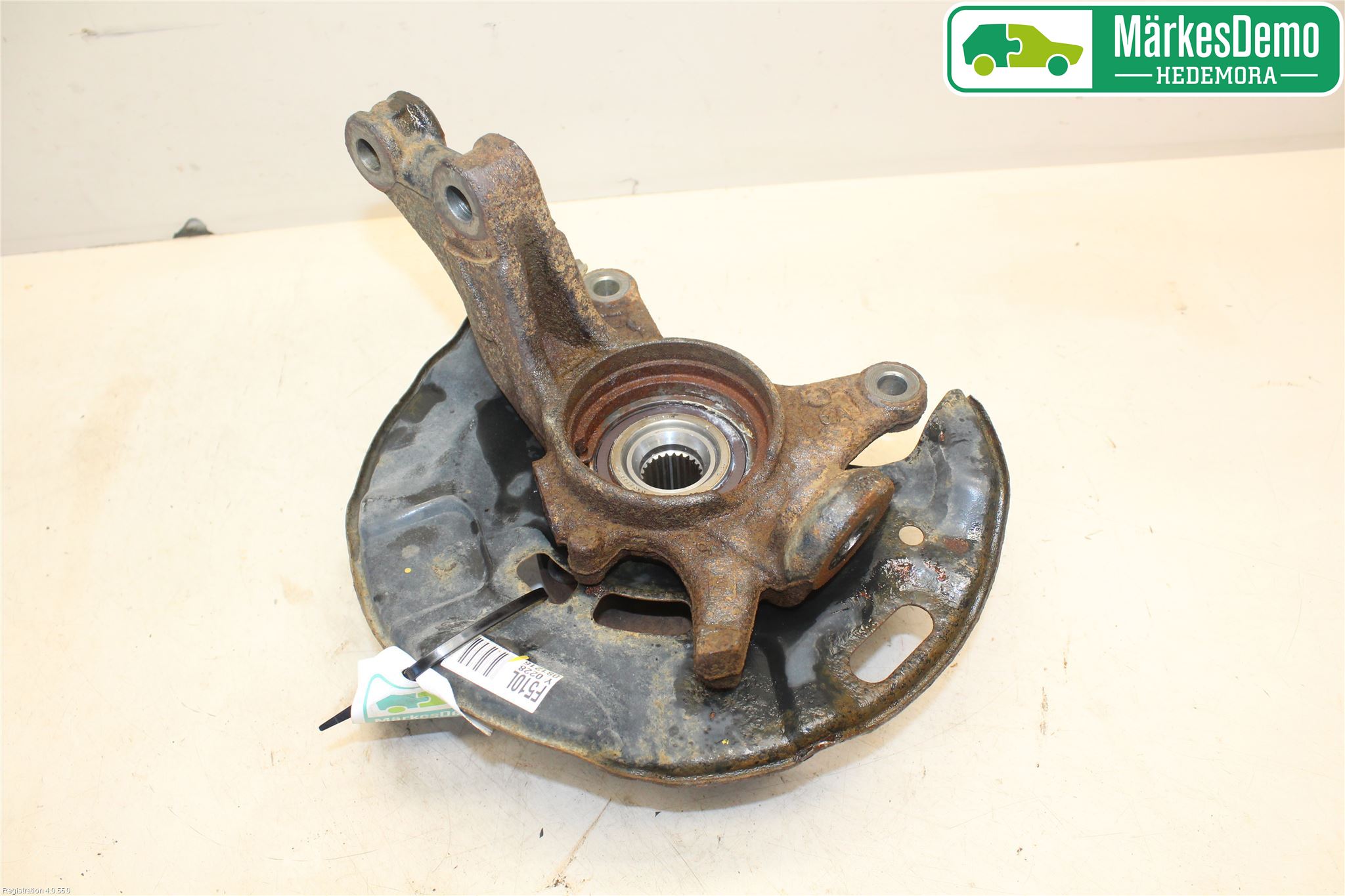 Toyota iQ Styrspindel Lagerhus Vä