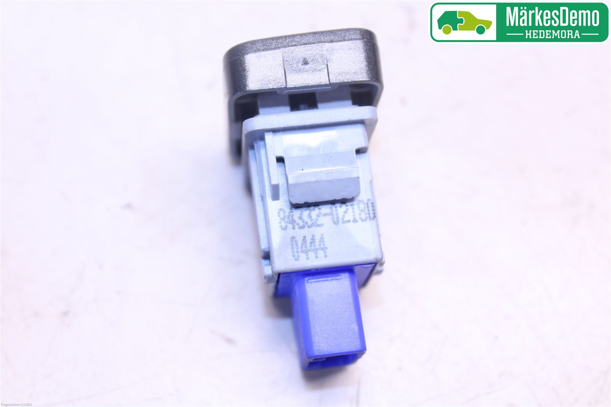 Toyota AURIS 13-19 Strömställare Varnings