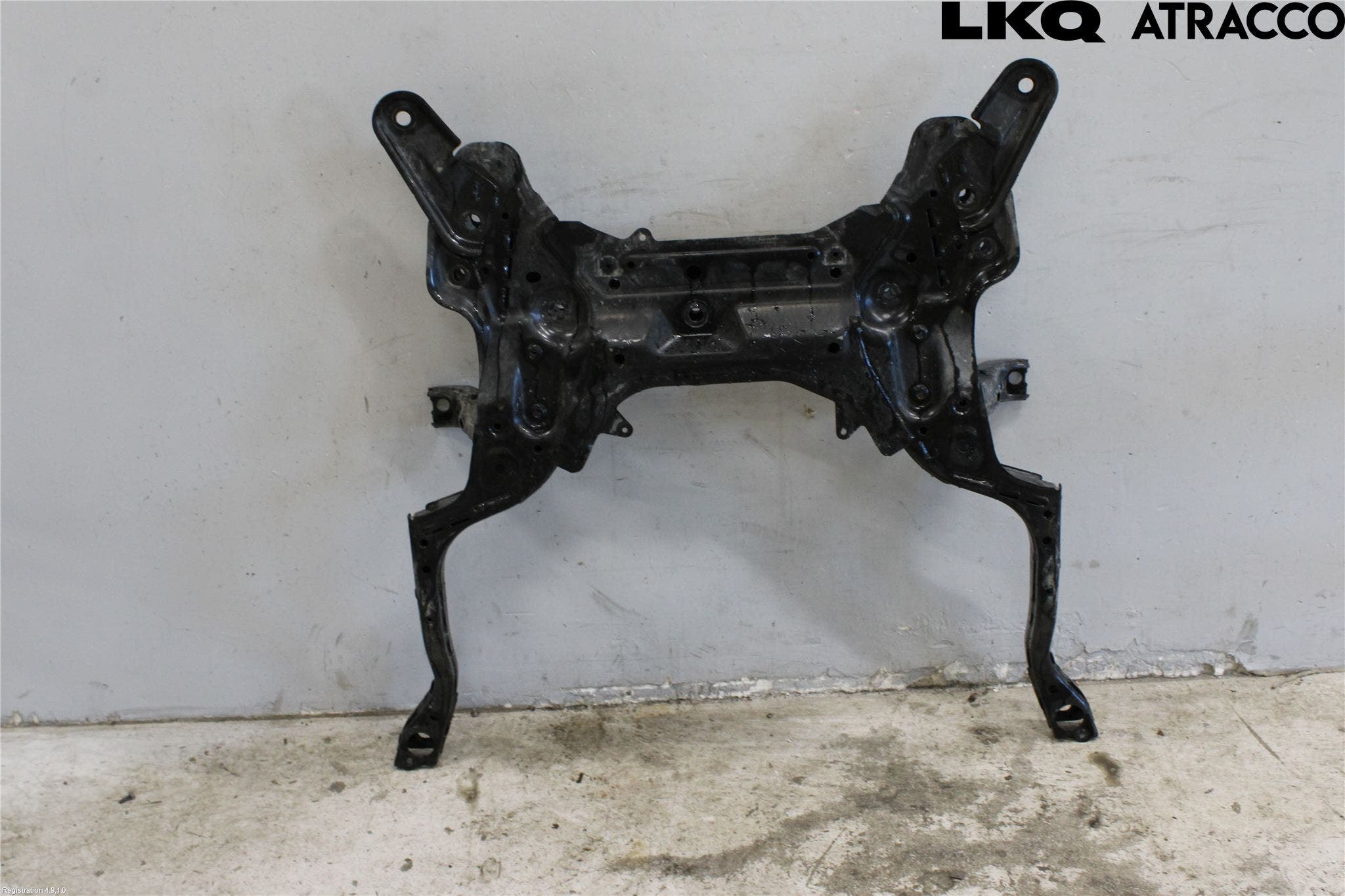 Toyota YARIS XP21 20- Framvagnsbalk