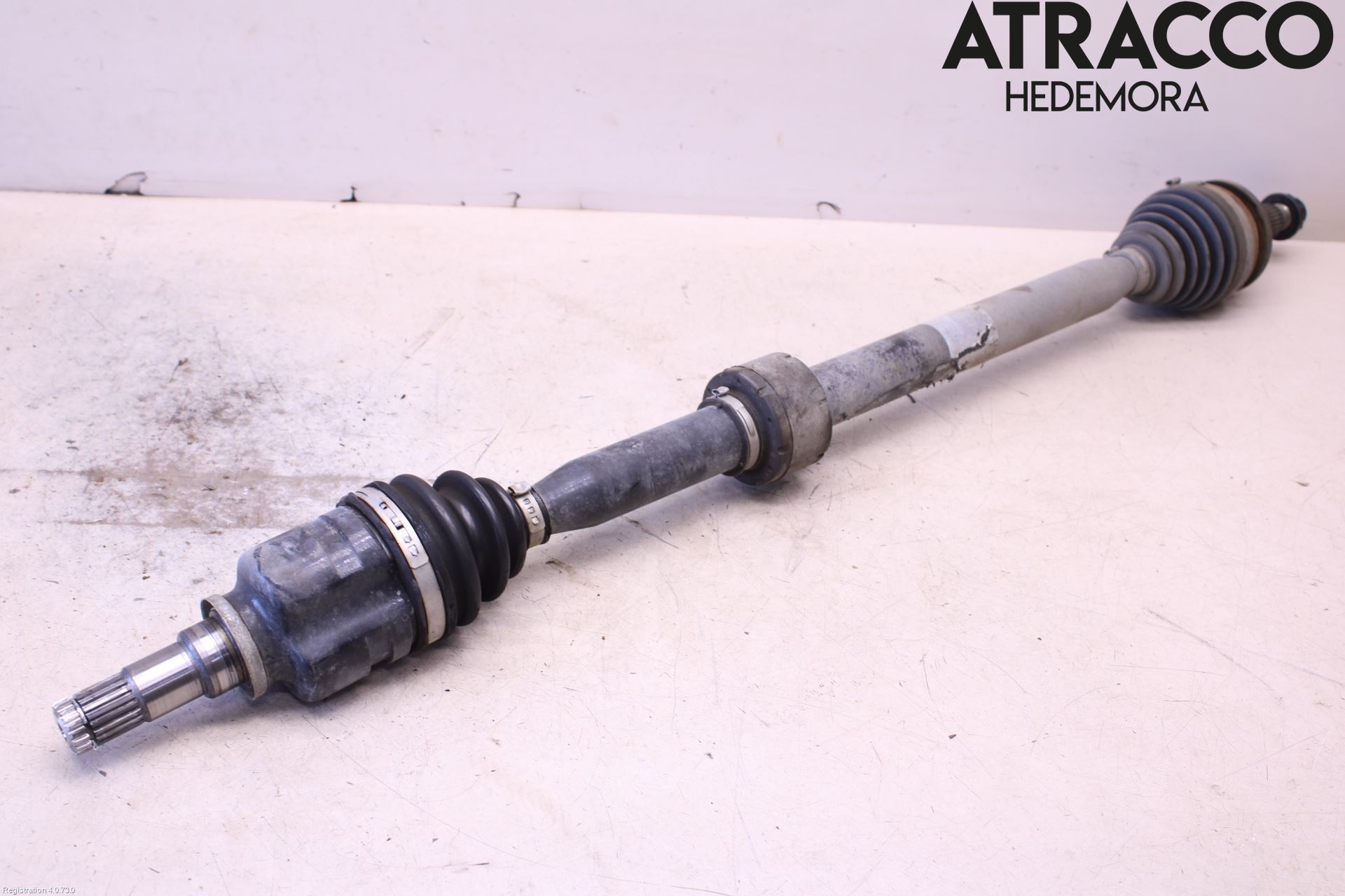 Toyota AVENSIS 09-15 Drivaxel Fram Höger