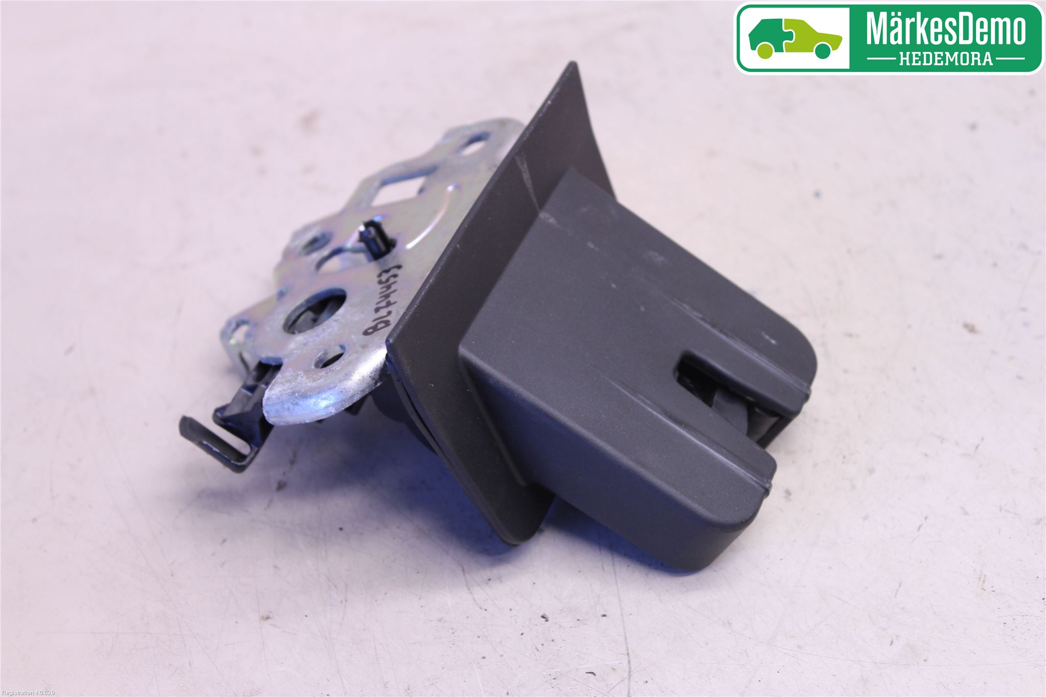 Audi A3/S3 8V 13-20 Låskista Baklucka