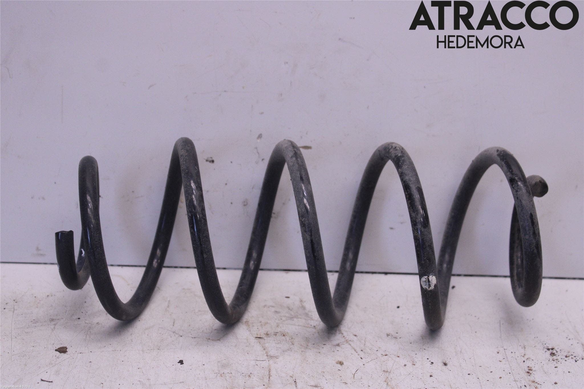 Toyota YARIS XP130 15-20 Fjäder Bak