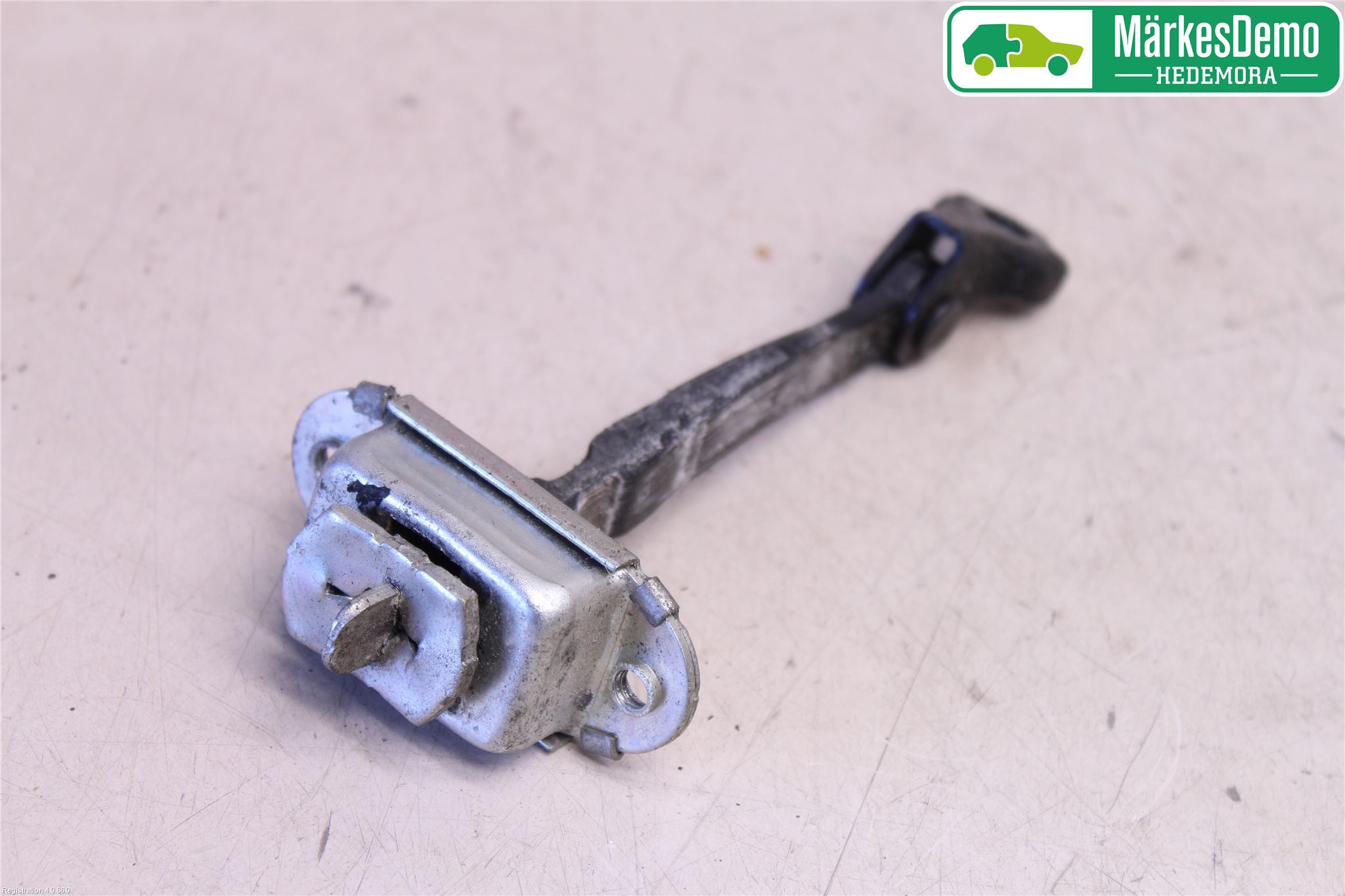 Nissan NOTE E11 06-14 Dörrstopp