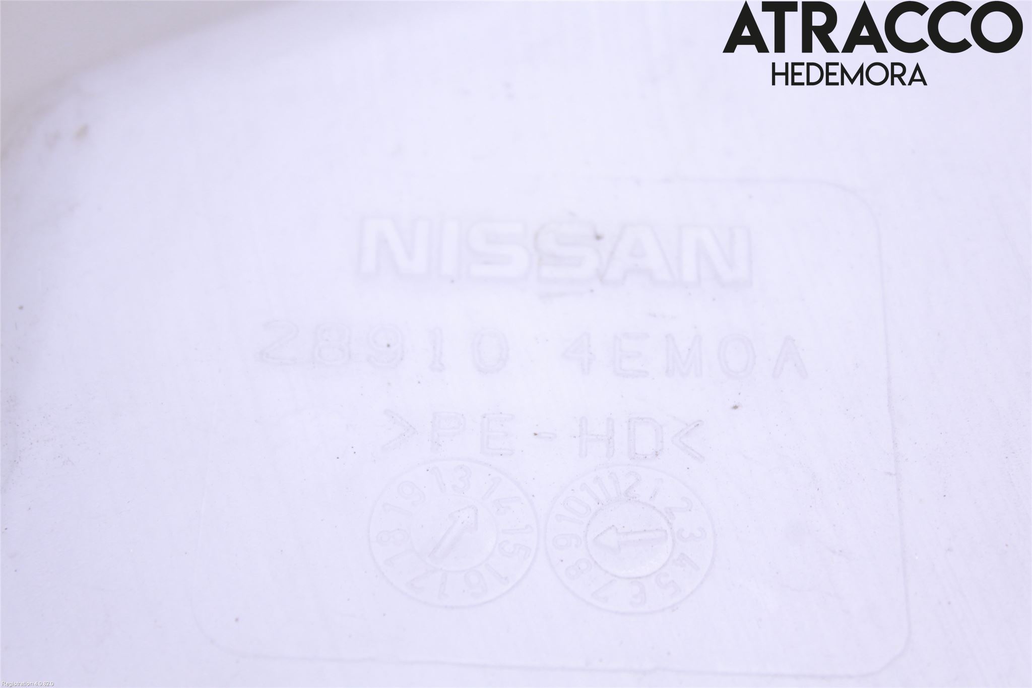 Nissan QASHQAI 14-17 Spolartank Vindruta-Strål