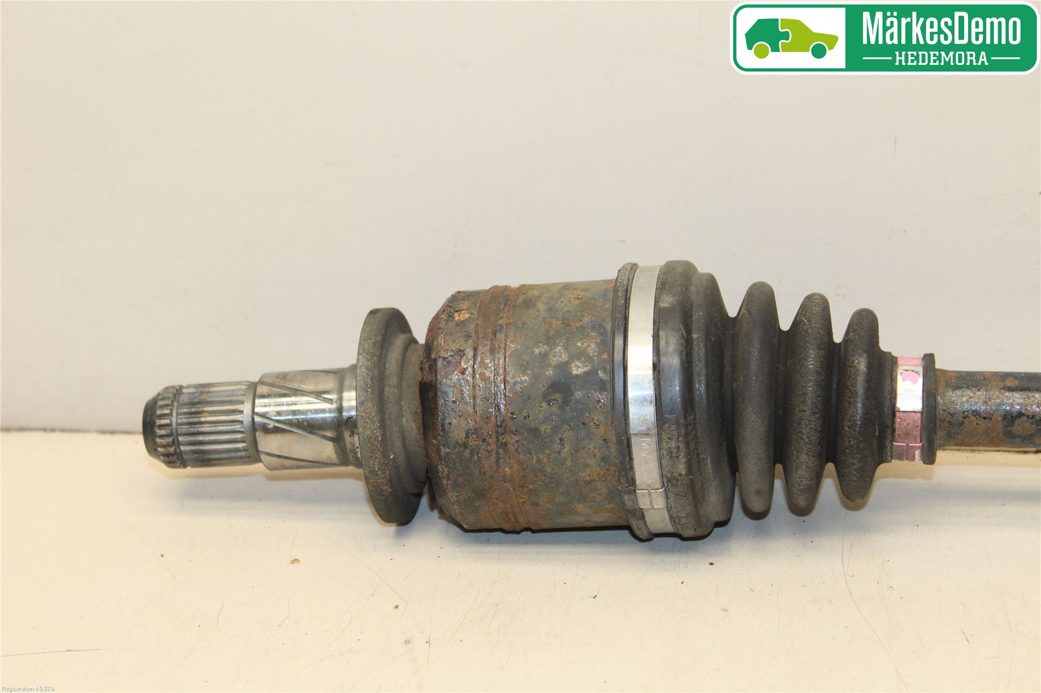 Subaru OUTBACK 10-15 Drivaxel Bak Vänster
