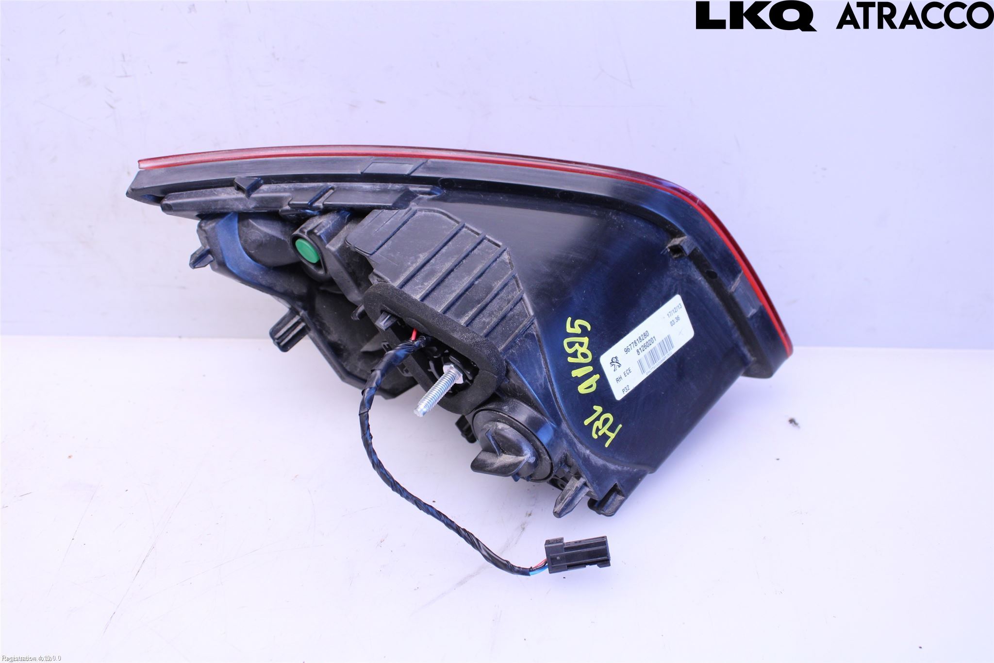 Peugeot 308 14-21 Bakljus Lucka Hö