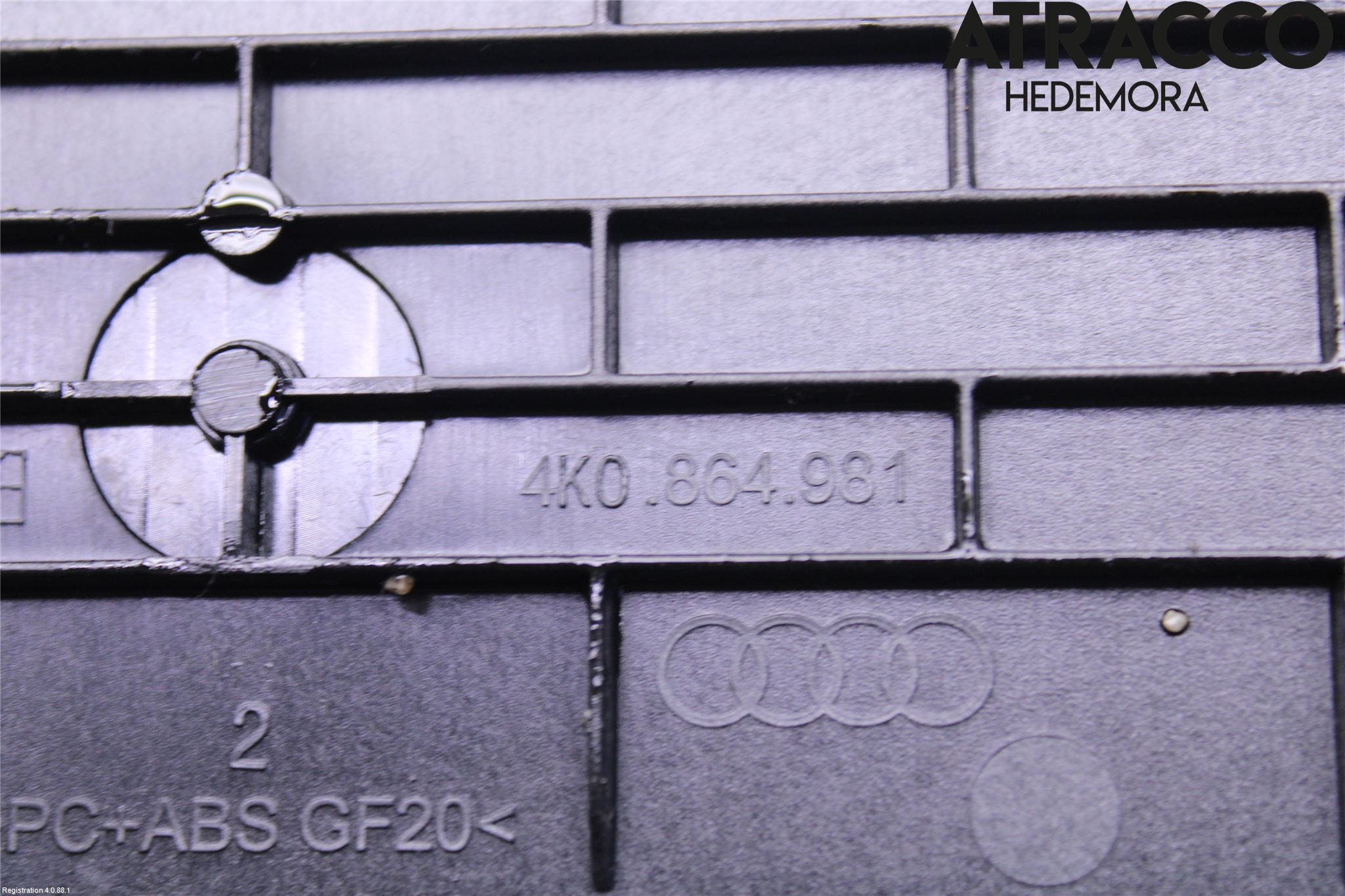 Audi A6 F2/C8 19- Inr Tunnelfack