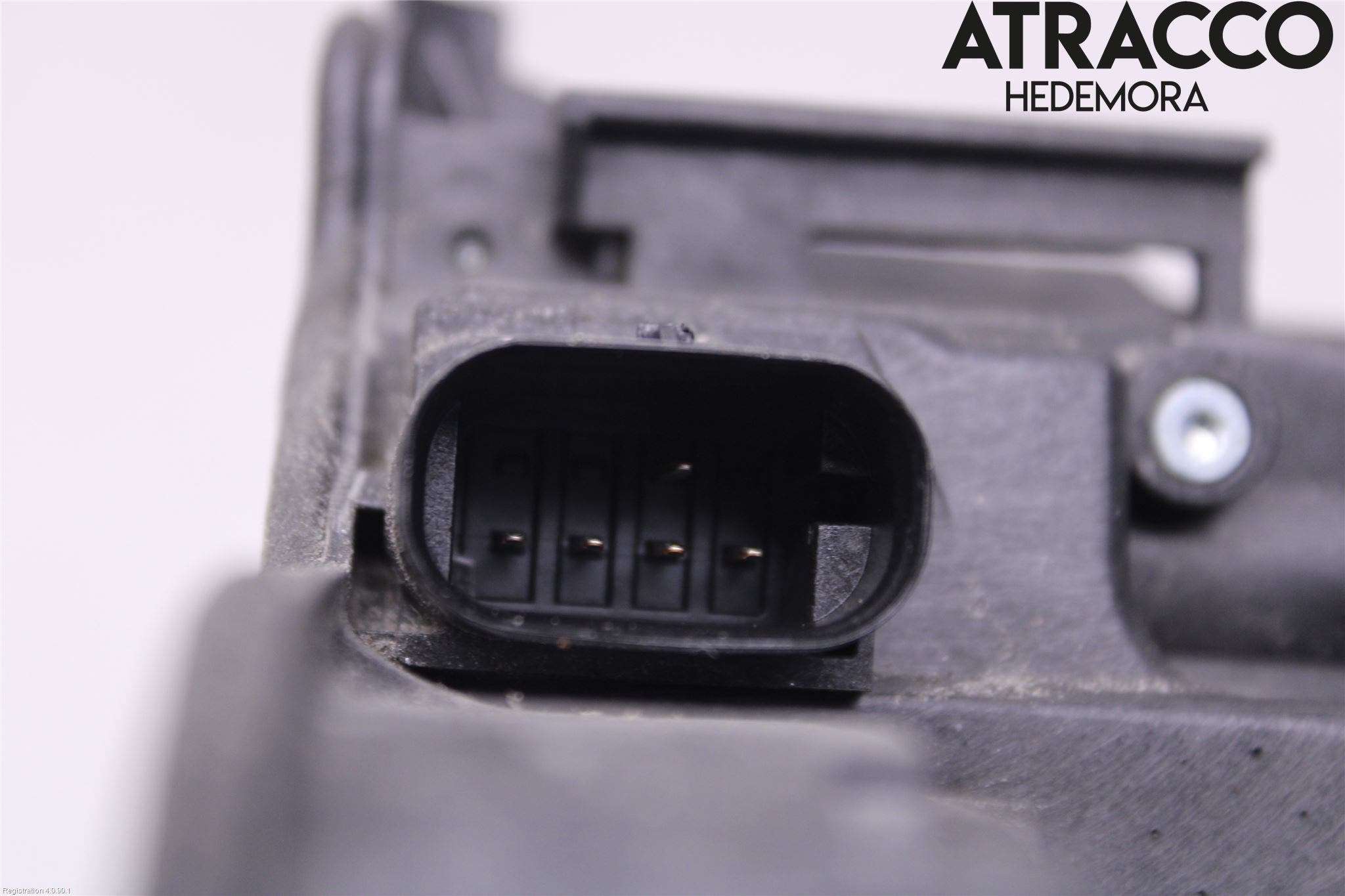 BMW X4 G02 18- Låskista-Dörrlås