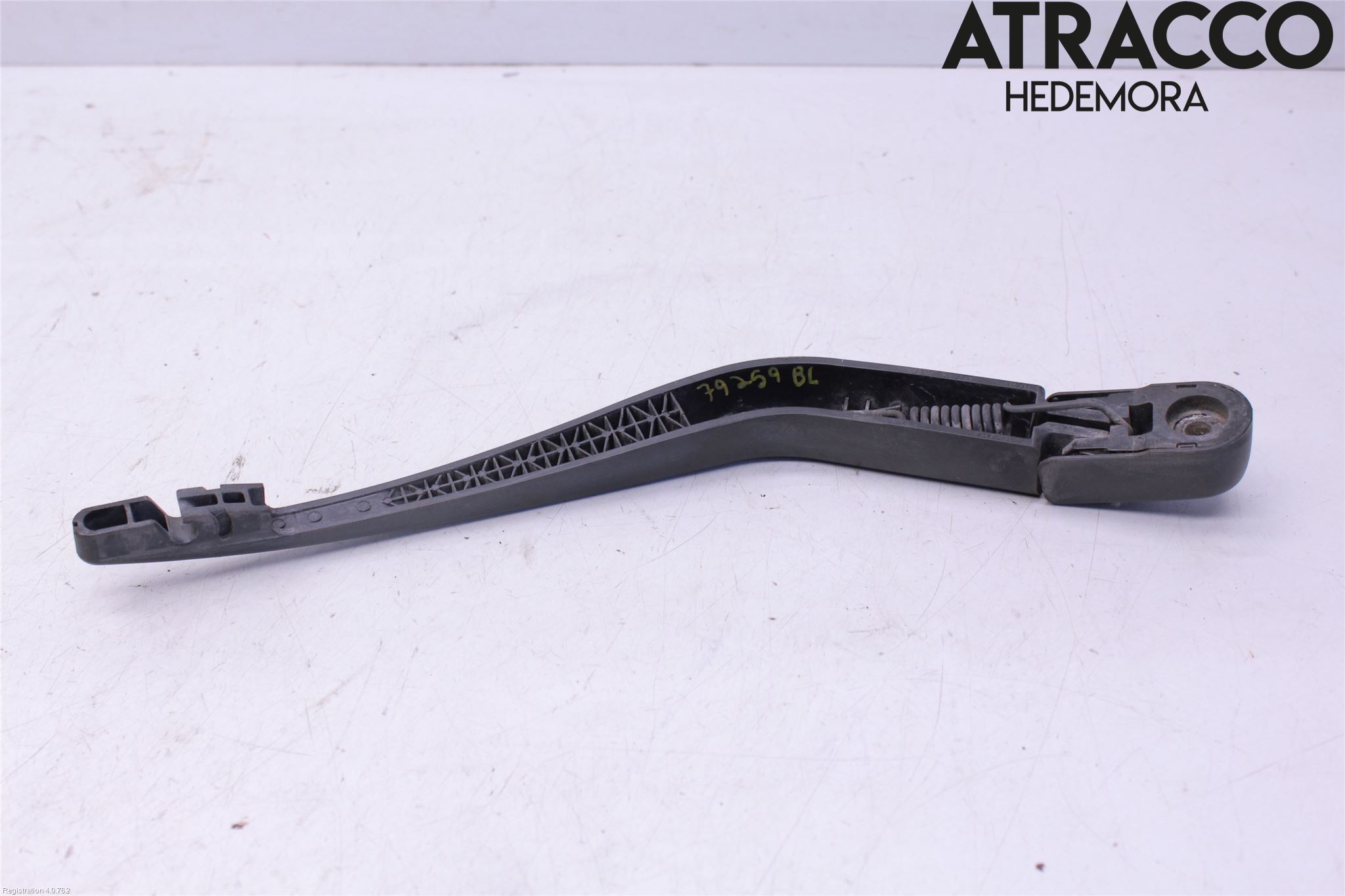 Nissan NOTE E12 14-20 Torkararm-Bakruta