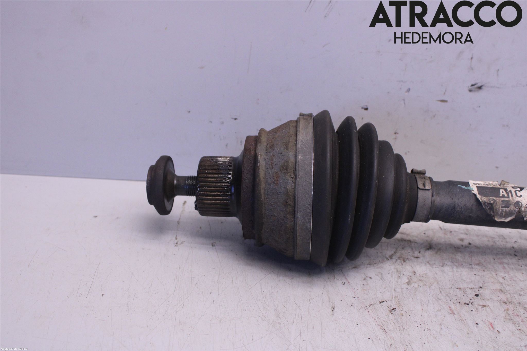 Audi Q5 09-16 Drivaxel Fram Höger