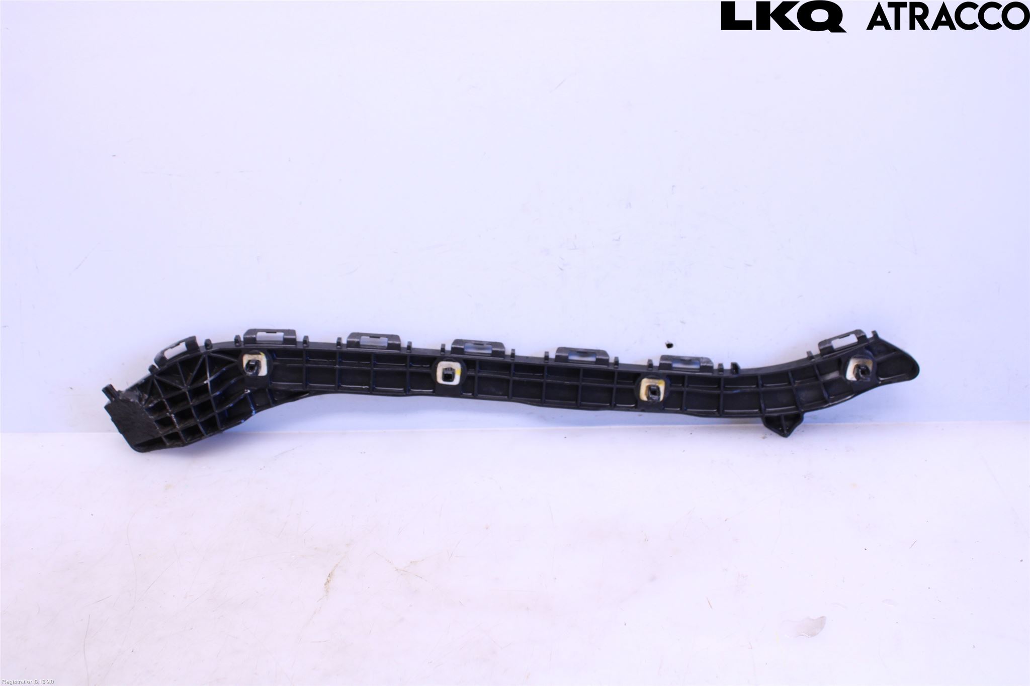 Toyota AURIS 13-19 Stötfångarfäste Bak Hö
