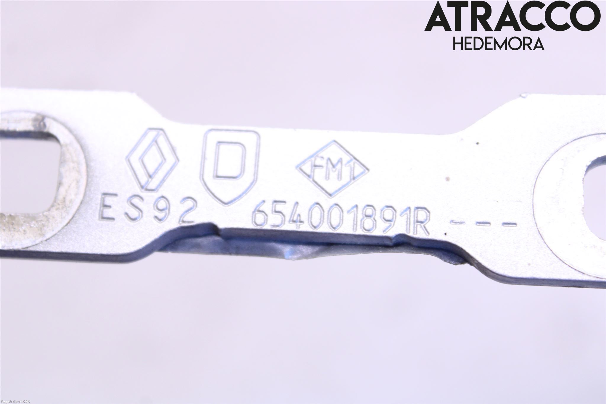 Dacia DOKKER 13- Huvgångjärn