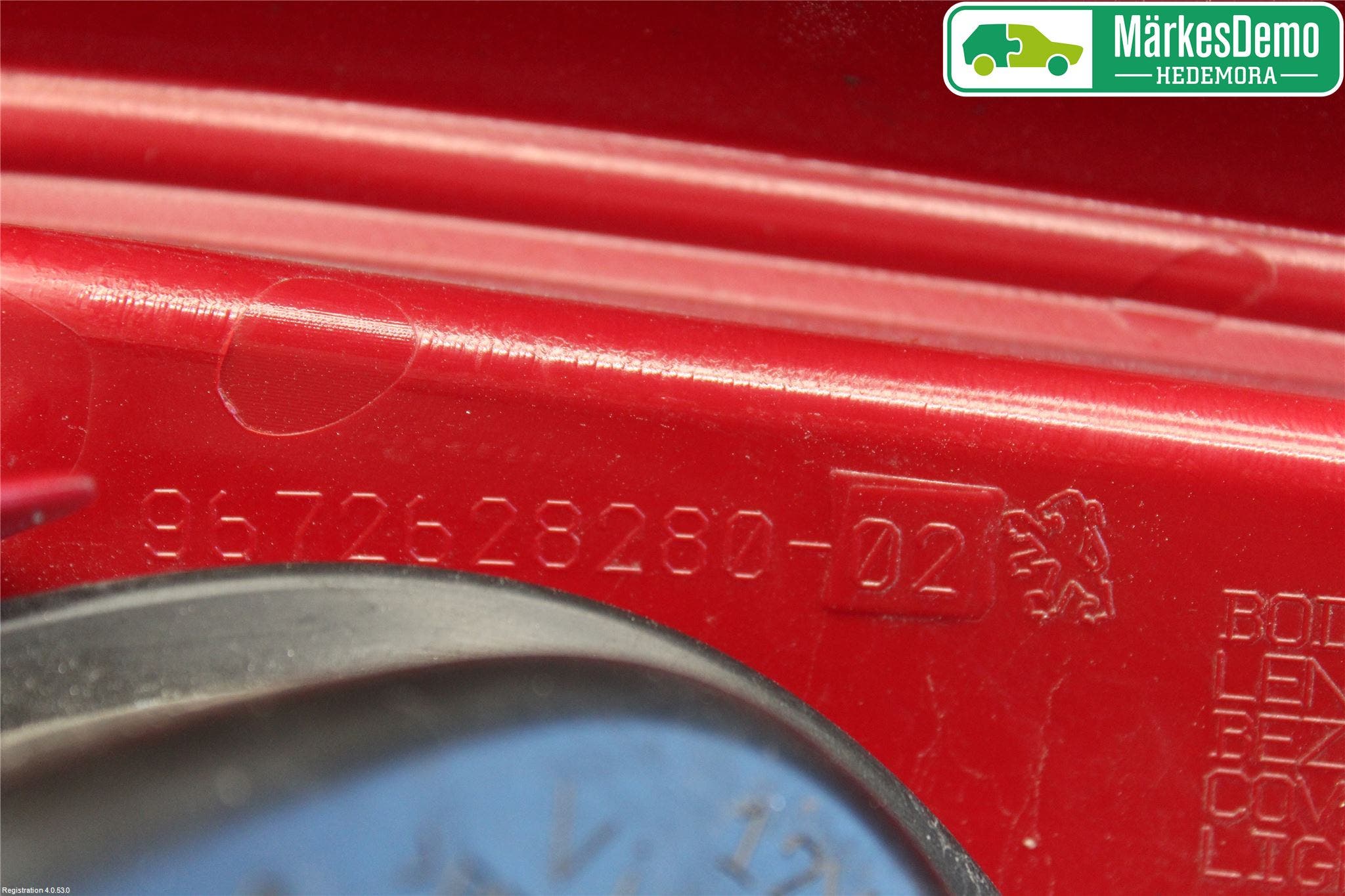 Peugeot 208 12-15 Bakljus Vänster