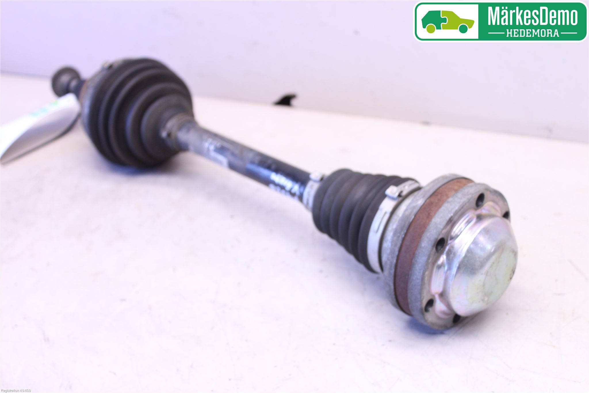 Skoda OCTAVIA (1Z) 05-13 Drivaxel Fram Vänster