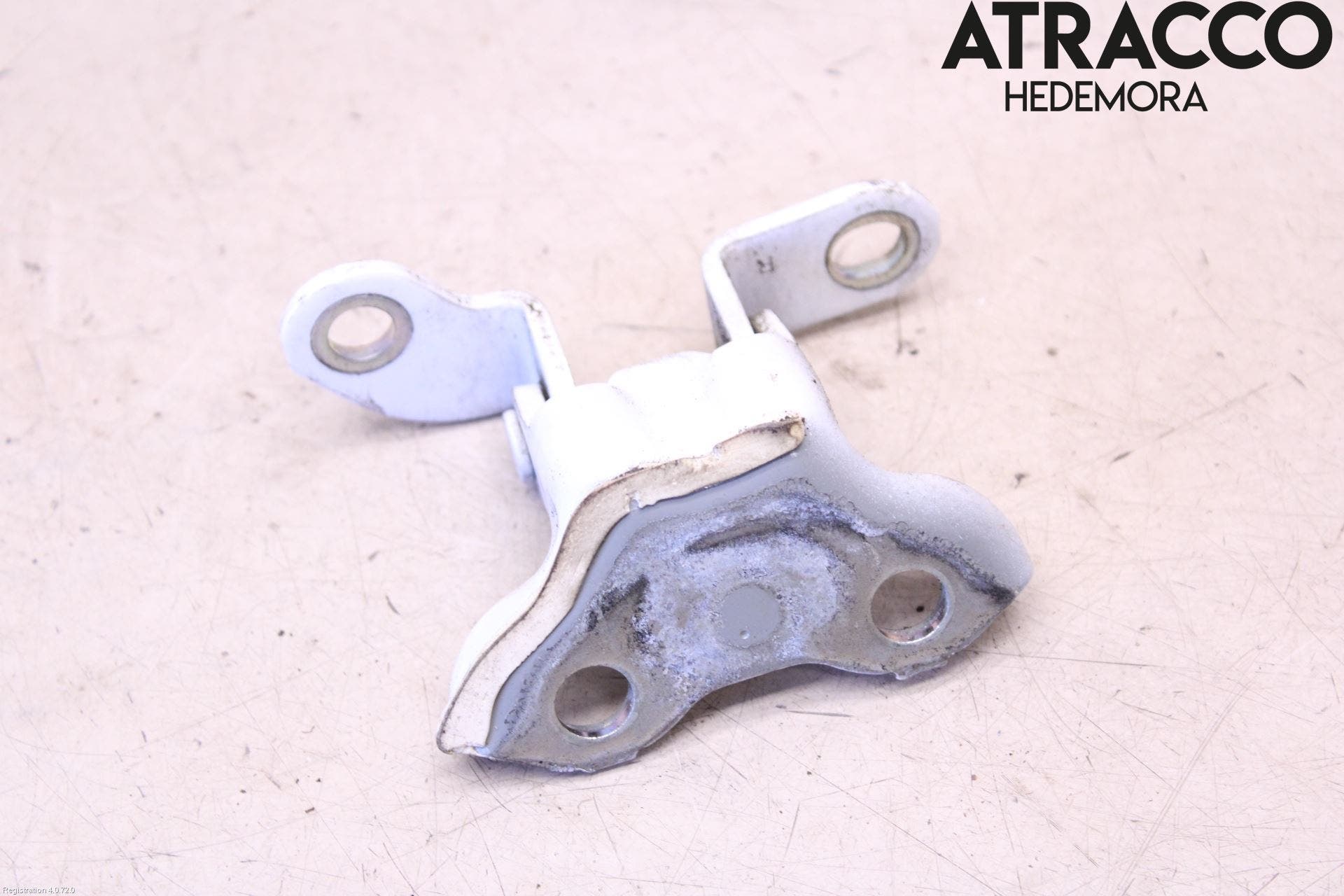 Toyota AURIS 13-19 Dörrgångjärn