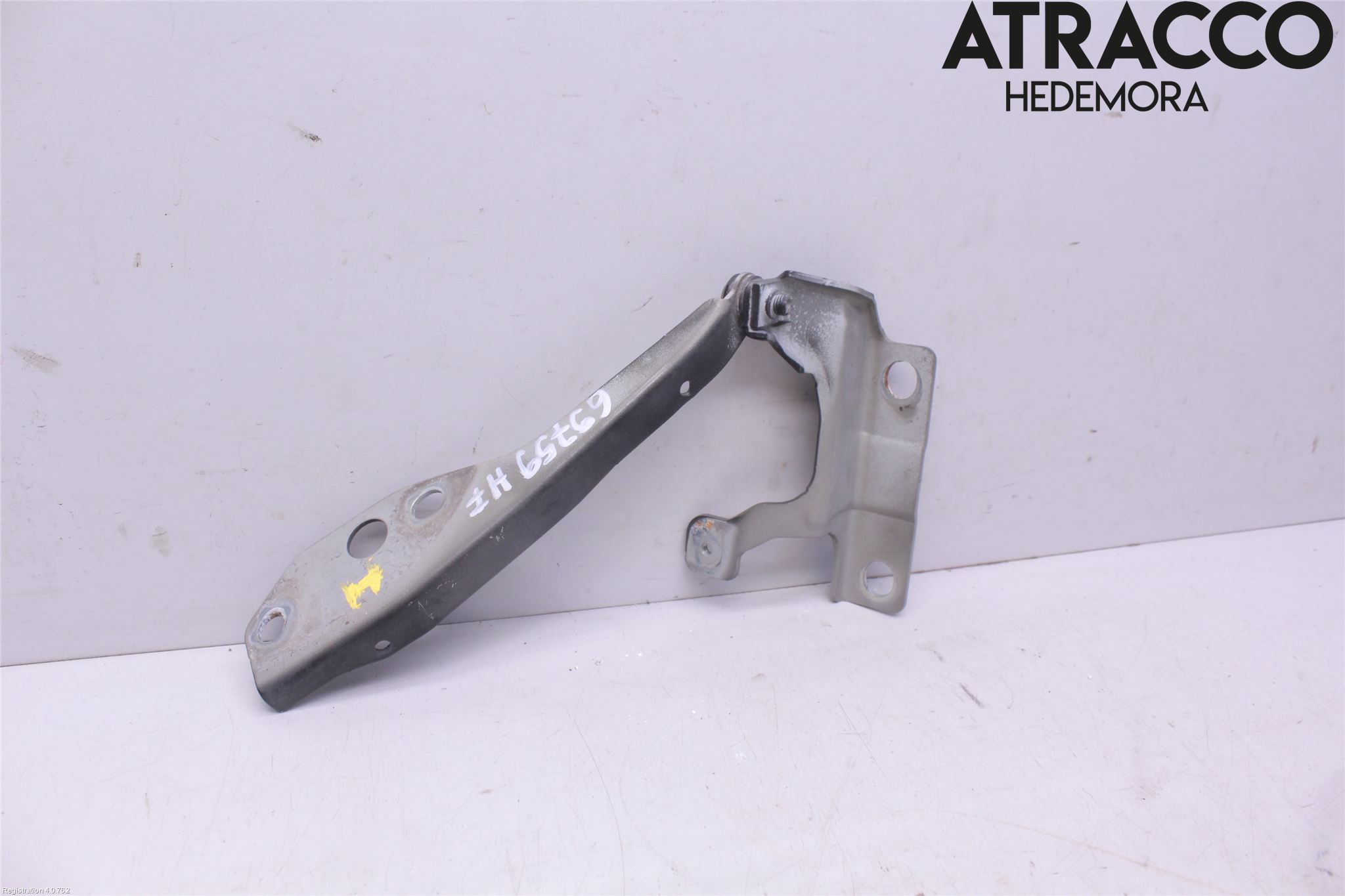 Volvo V50 08-12 Huvgångjärn