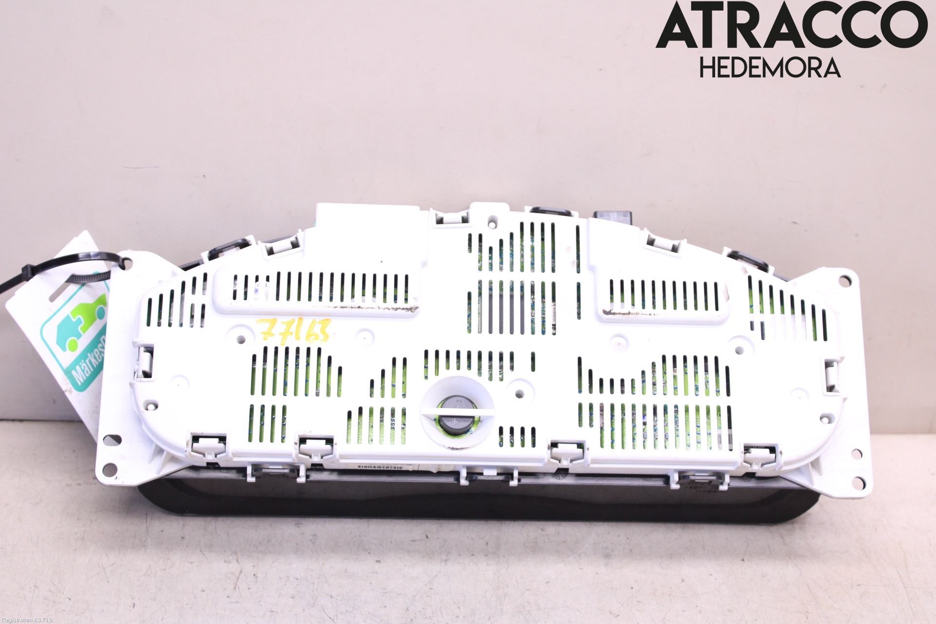 Nissan NAVARA 05-16 Instrument Komb
