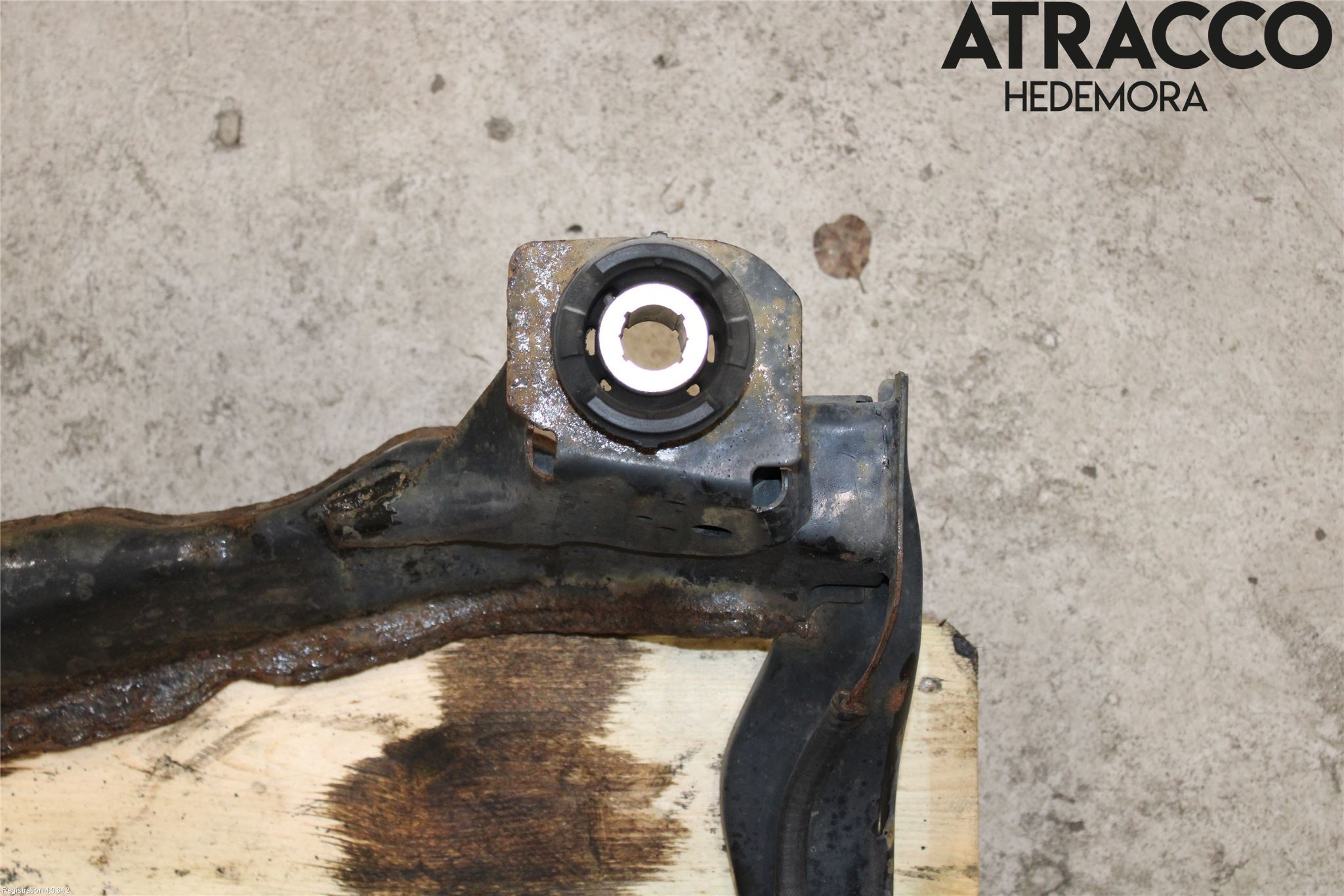 Volvo V70 08-13 Framvagnsbalk