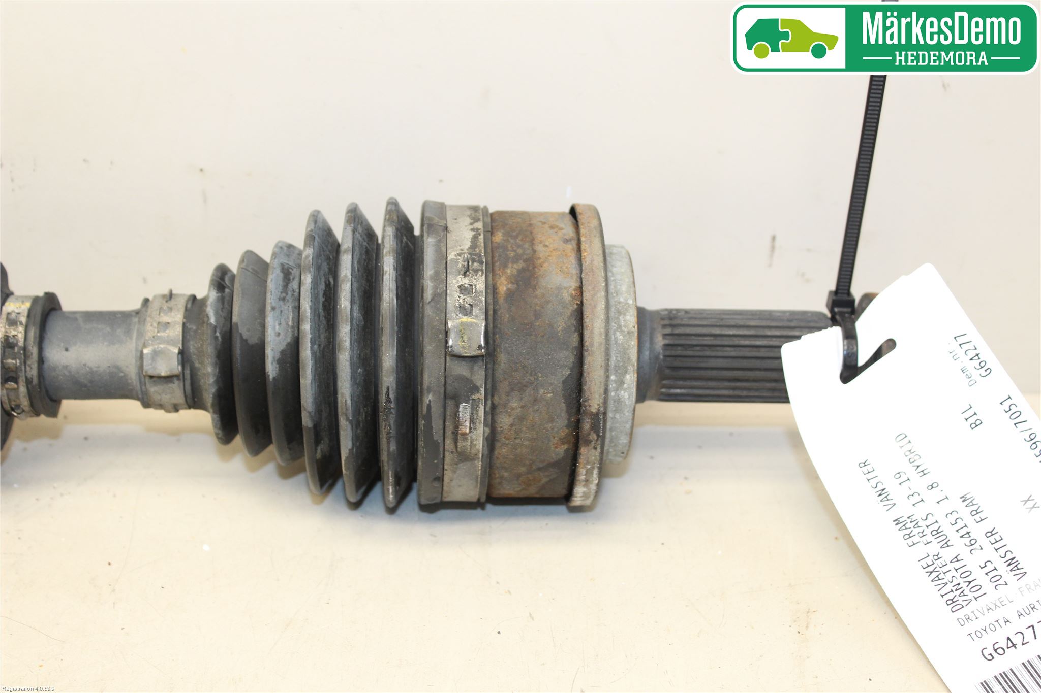 Toyota AURIS 13-19 Drivaxel Fram Vänster