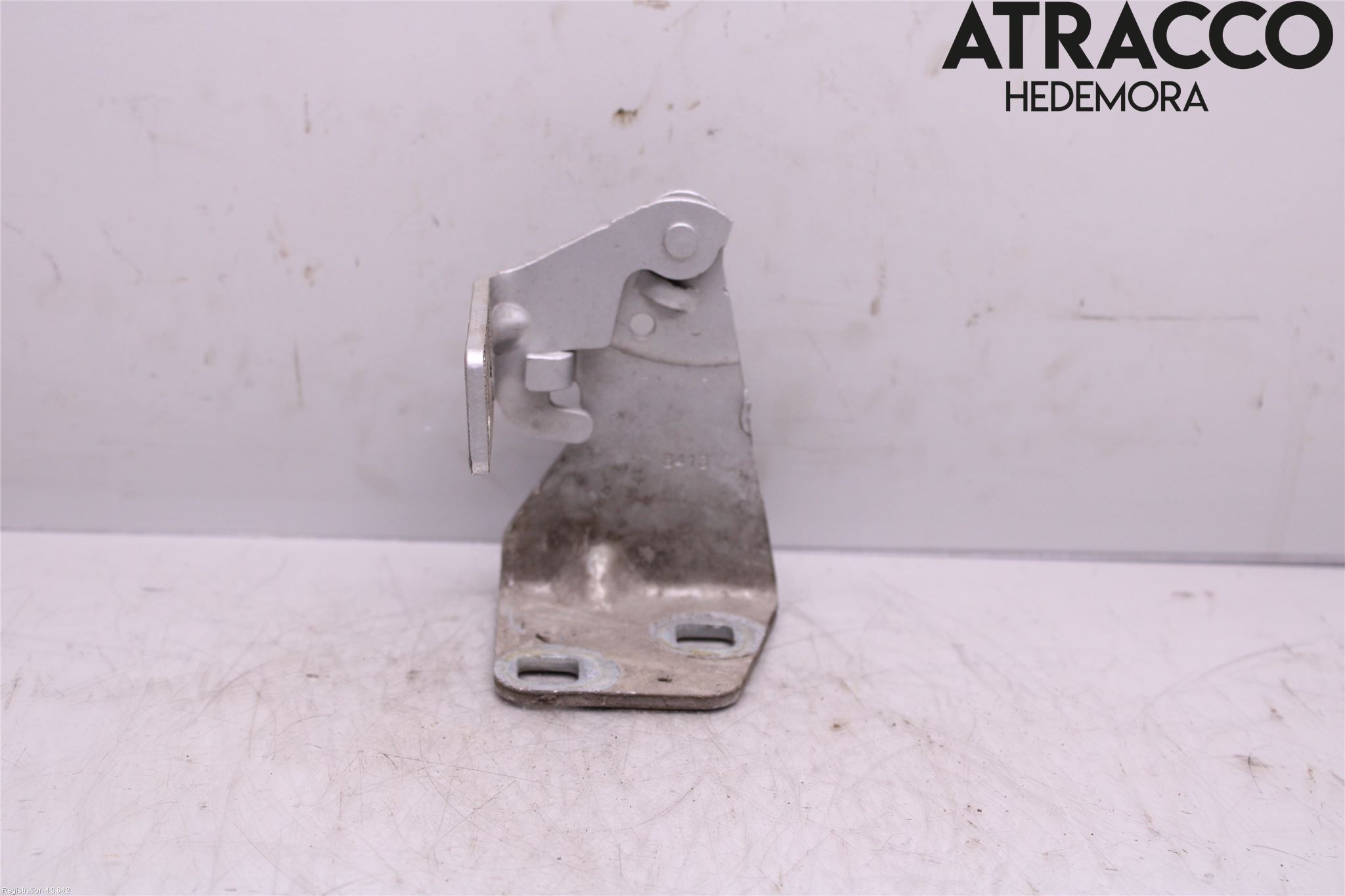 Renault TRAFIC   02-14 Huvgångjärn